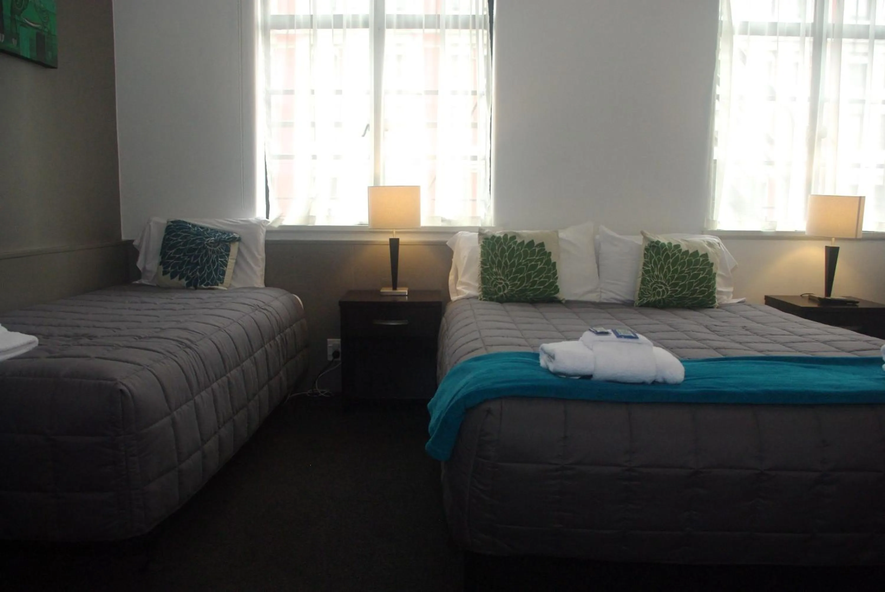 Bedroom, Bed in Law Courts Hotel