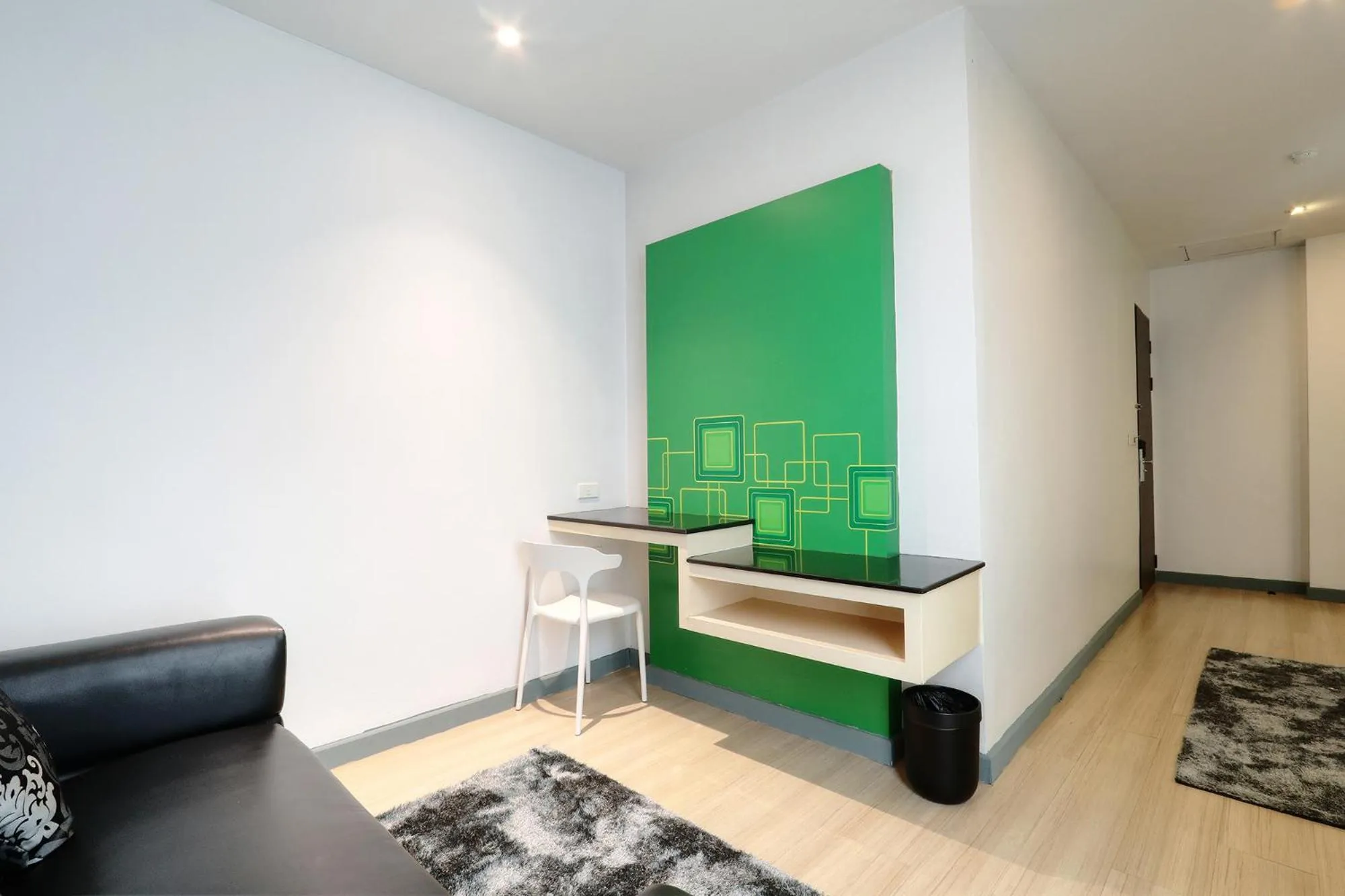 Living room in Klassique Sukhumvit Hotel