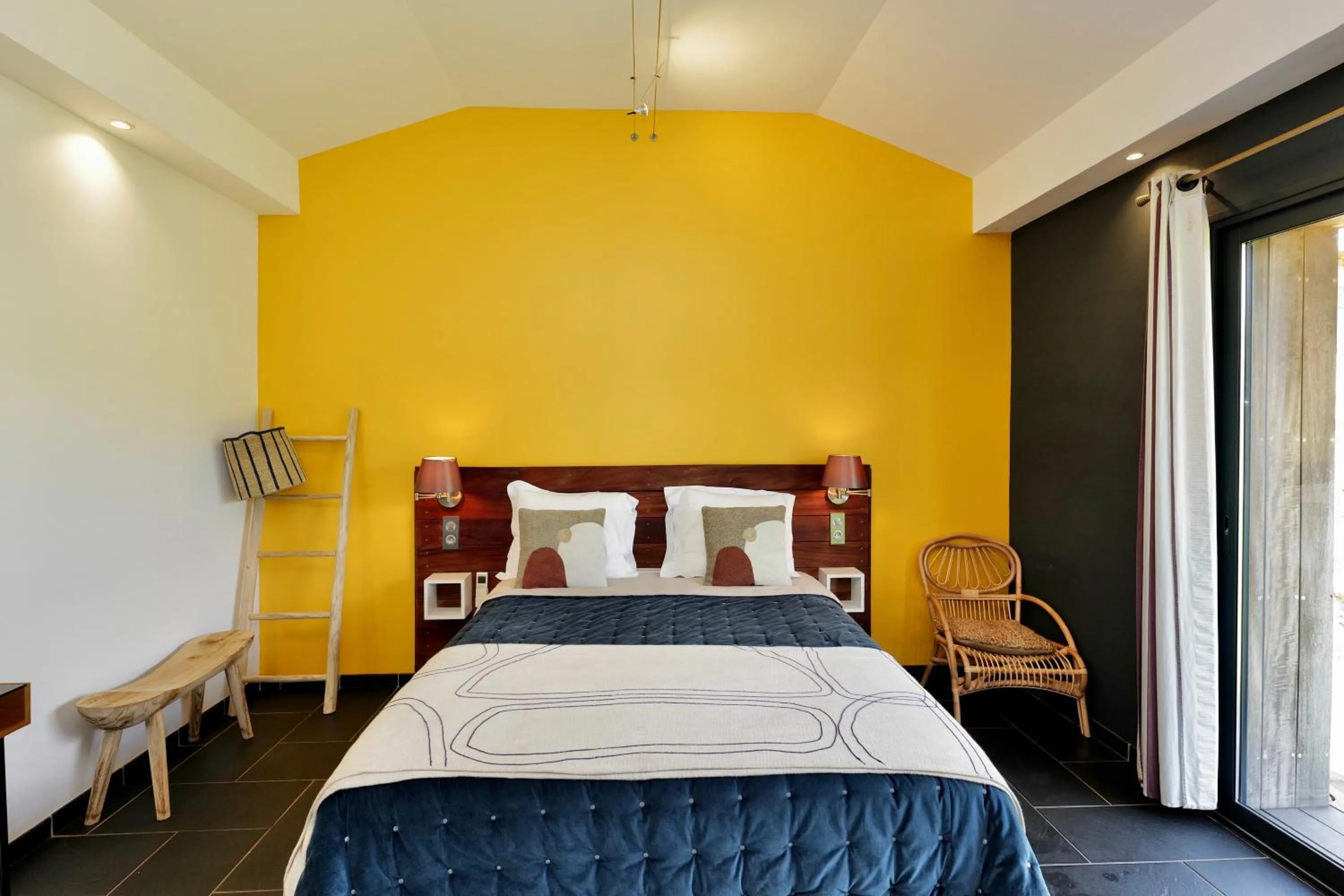 Bed in Domaine Pozzo di Mastri hôtel & spa