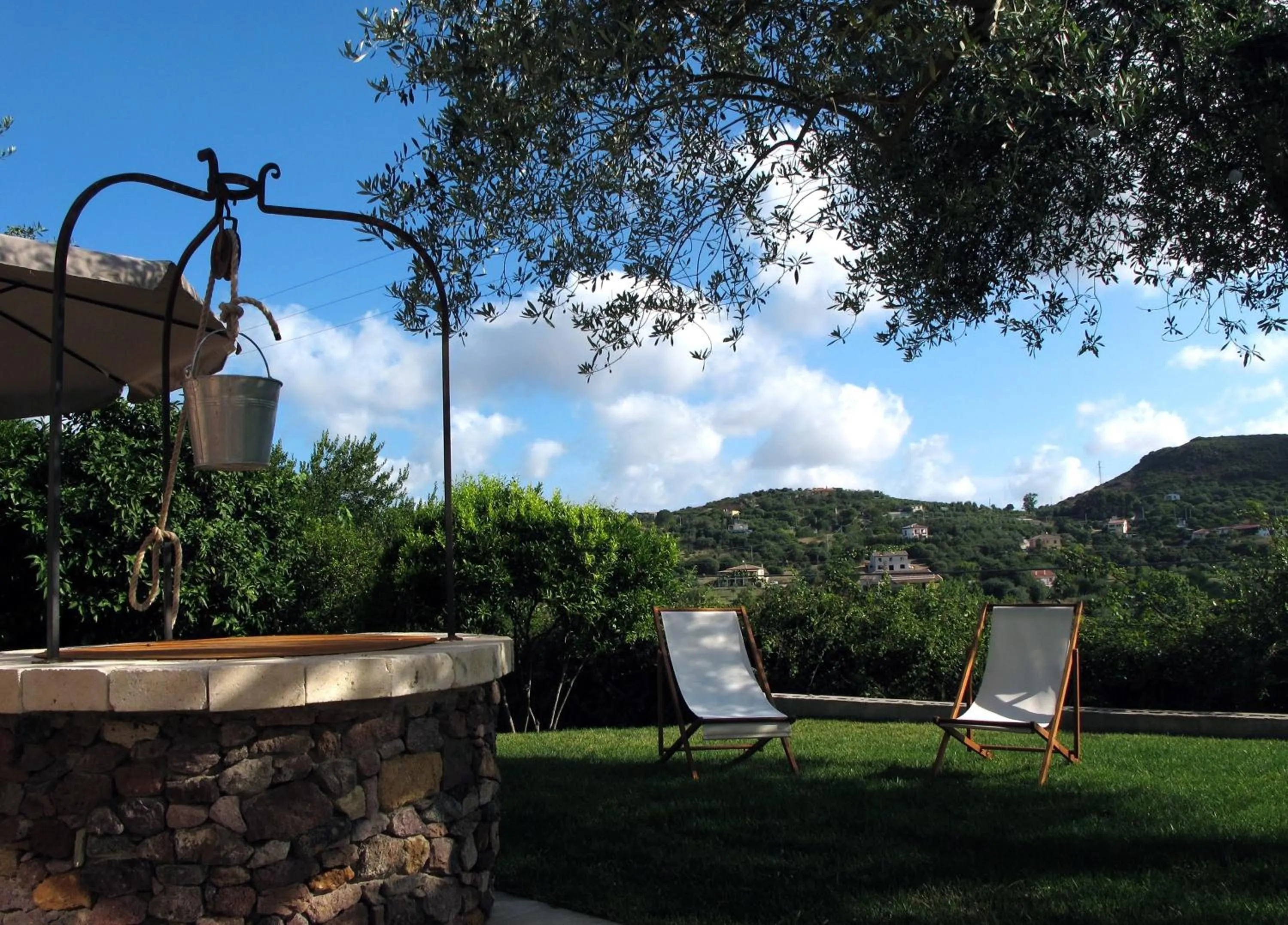 Garden view in B&B Kapì Country