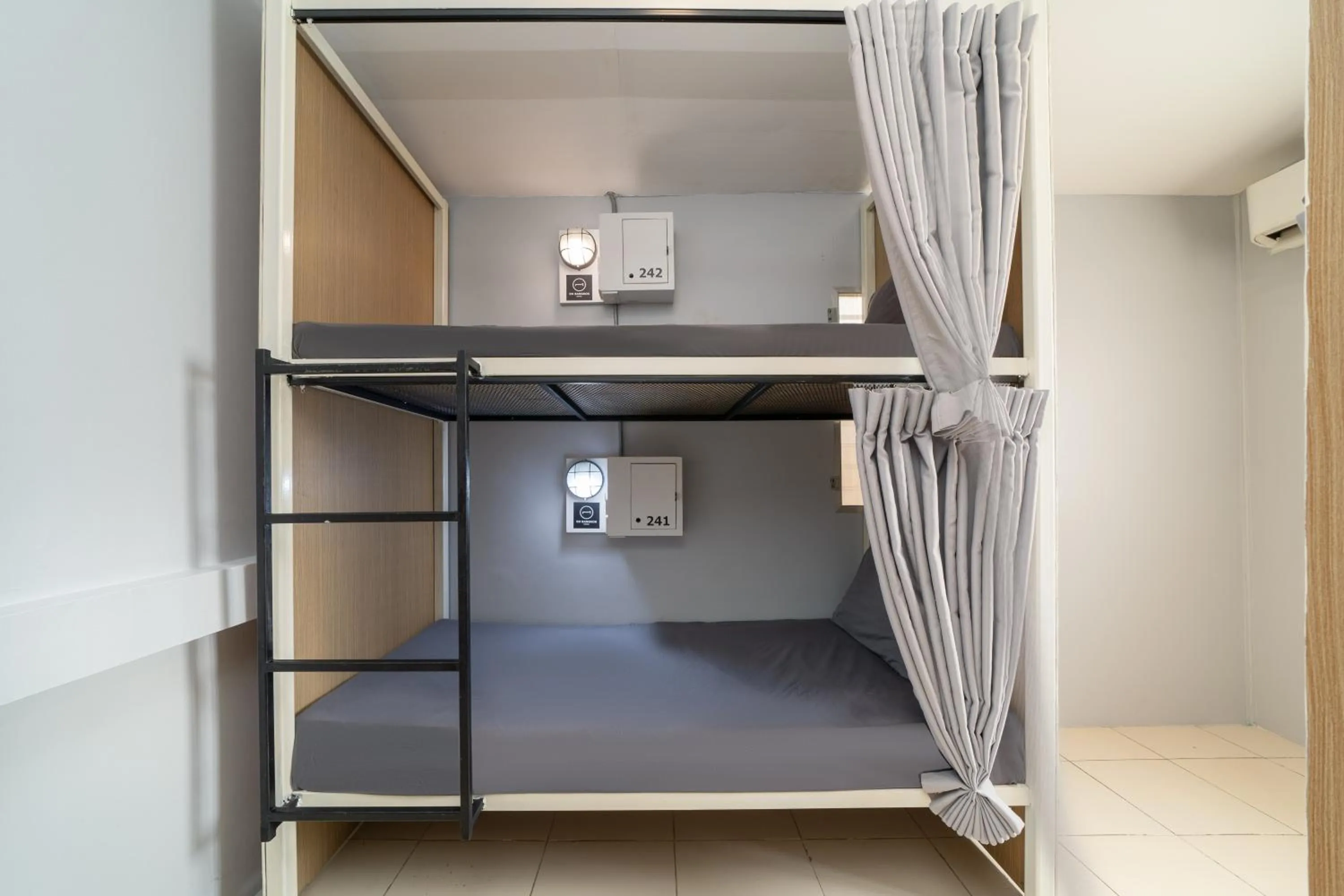 bunk bed, Bed in OH Hostels - Bangkok