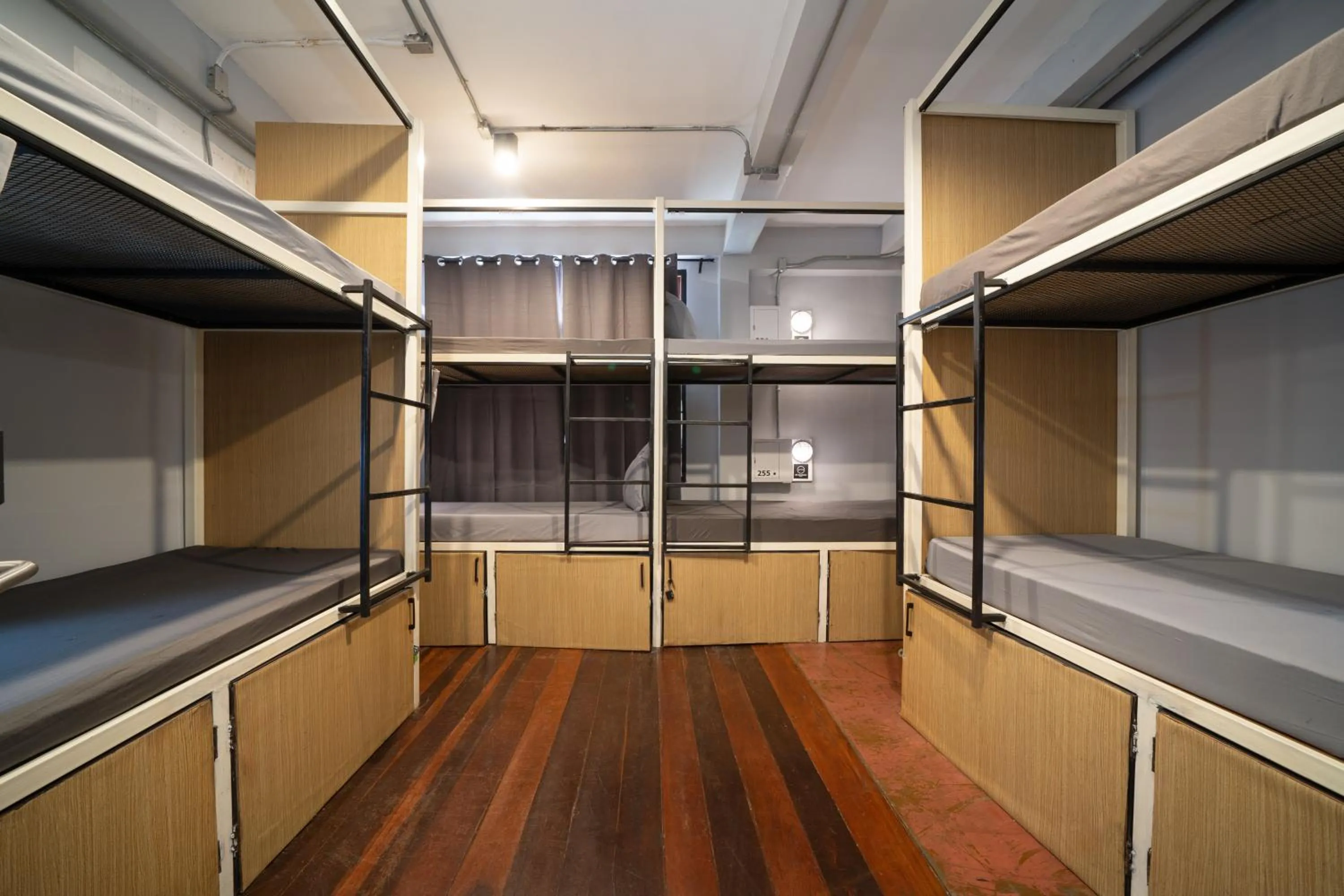bunk bed in OH Hostels - Bangkok