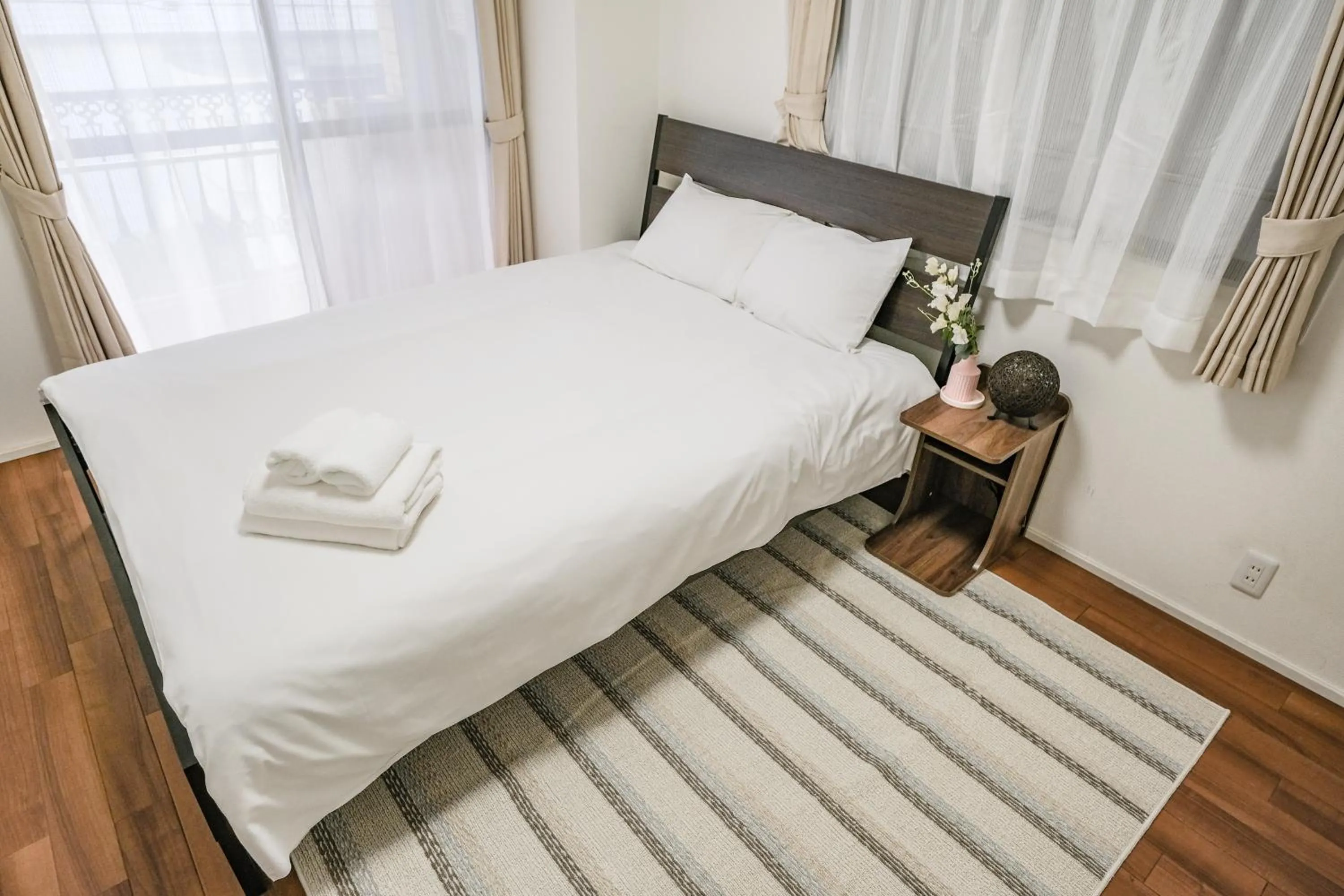 Bed in Ikebukuro La Rêve House