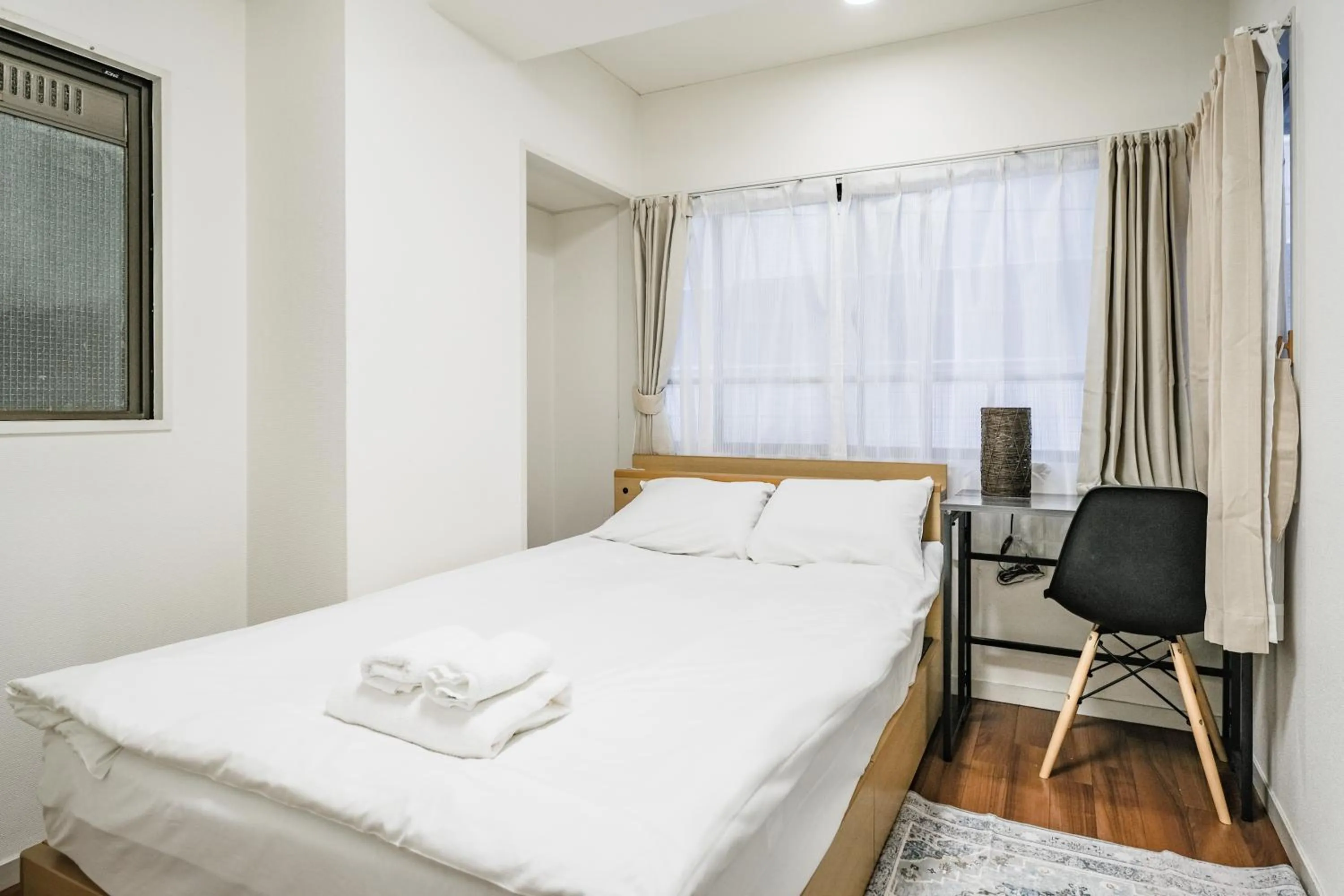 Bed in Ikebukuro La Rêve House