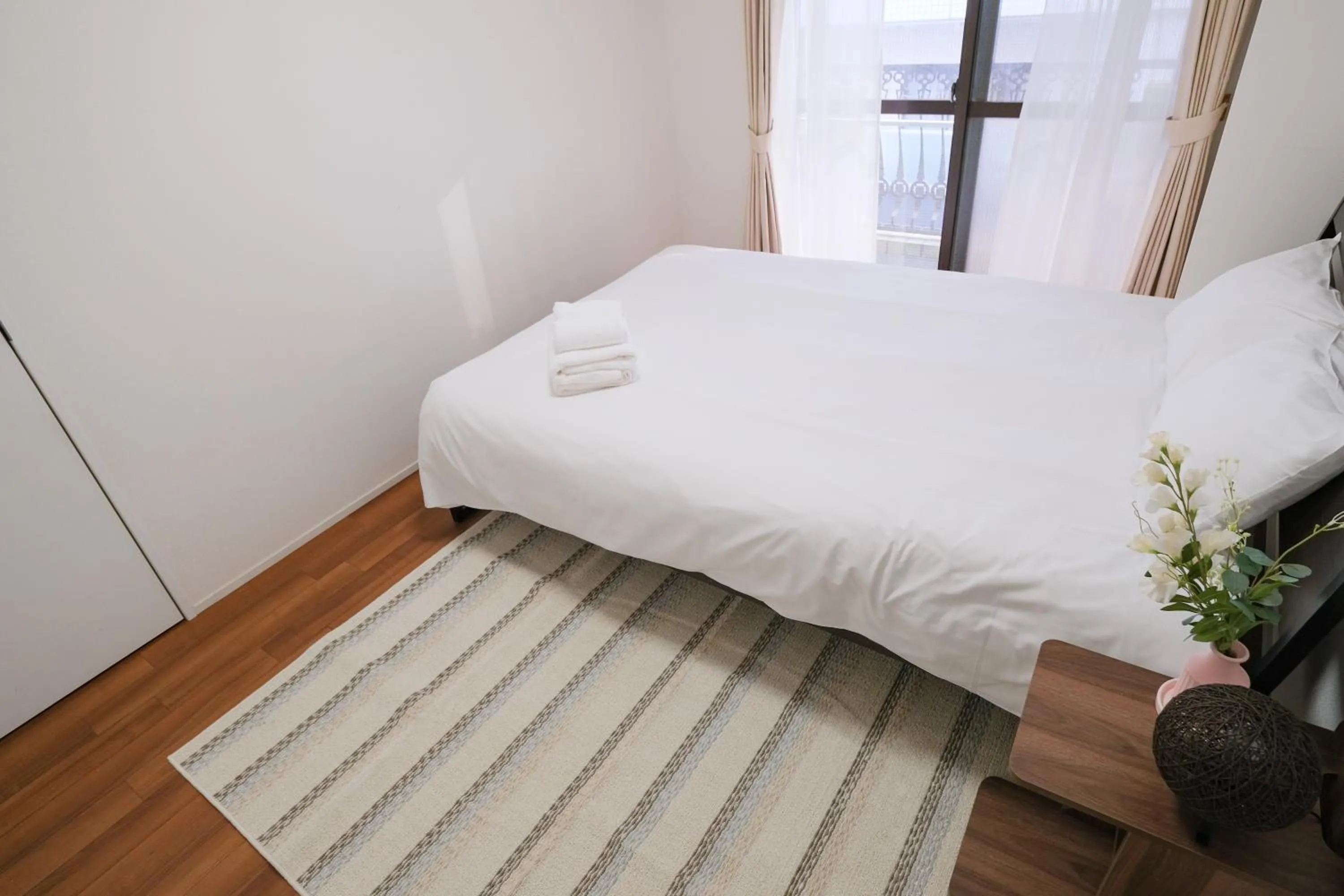 Bed in Ikebukuro La Rêve House