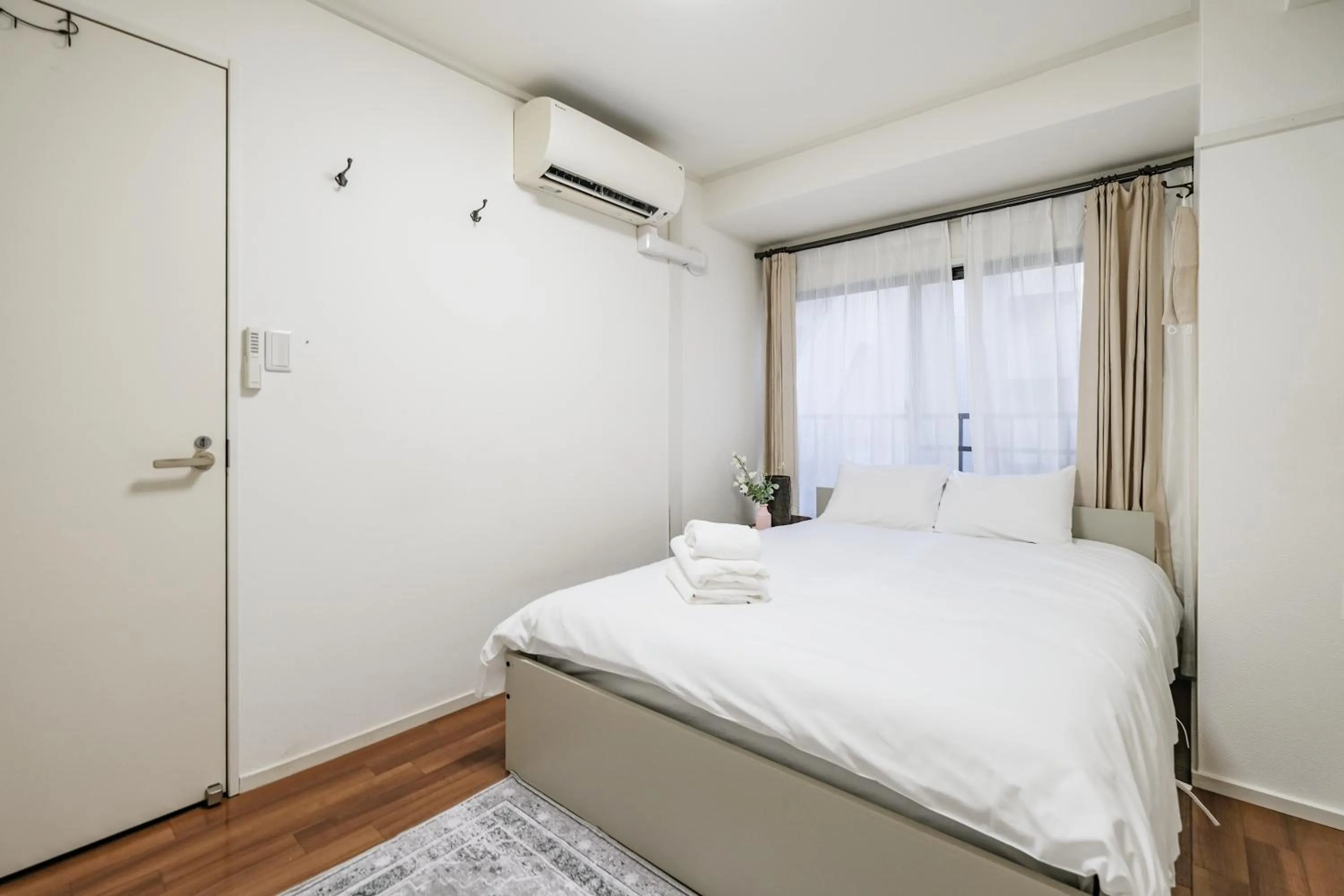 Bed in Ikebukuro La Rêve House