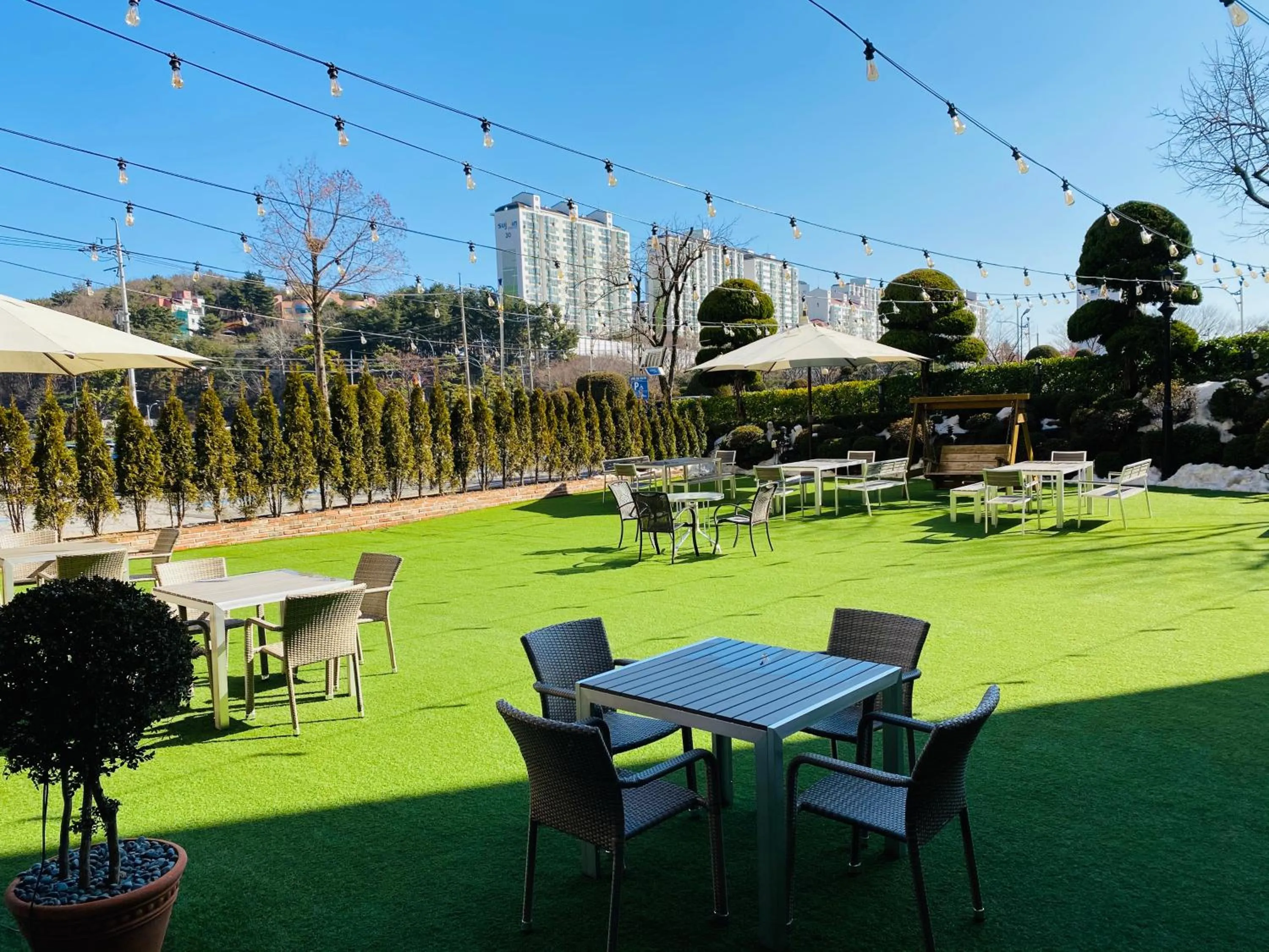 Restaurant/places to eat in New Donghae Tourist Hotel