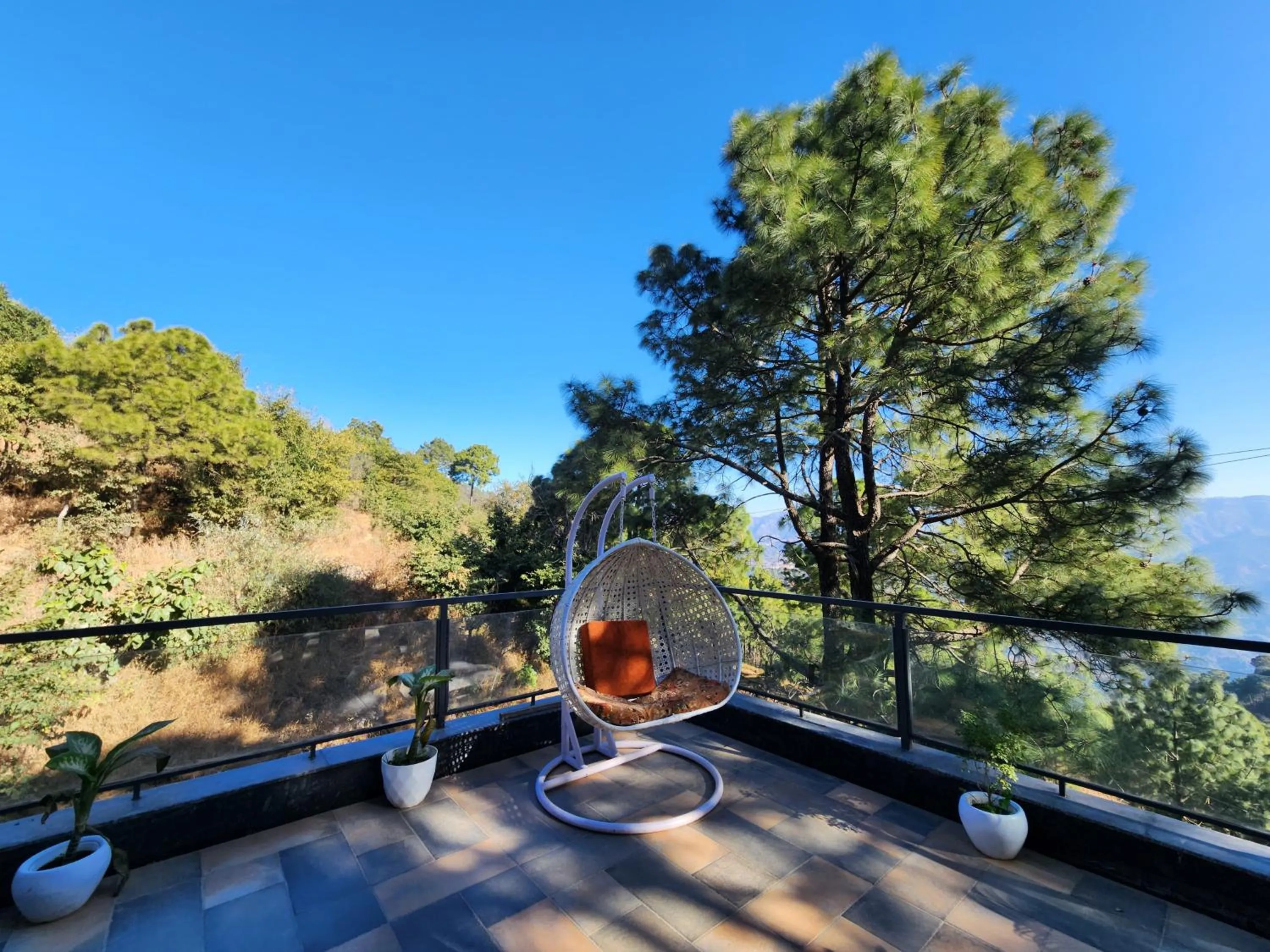 Balcony/Terrace in The Hamilton Kasauli