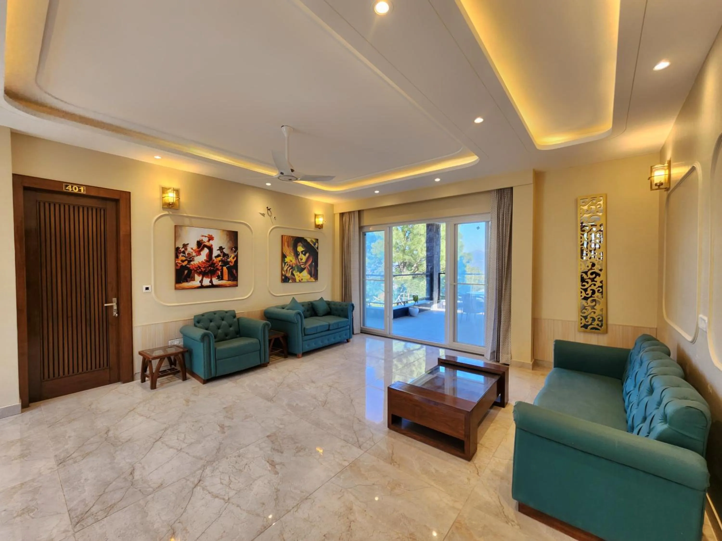 Living room in The Hamilton Kasauli
