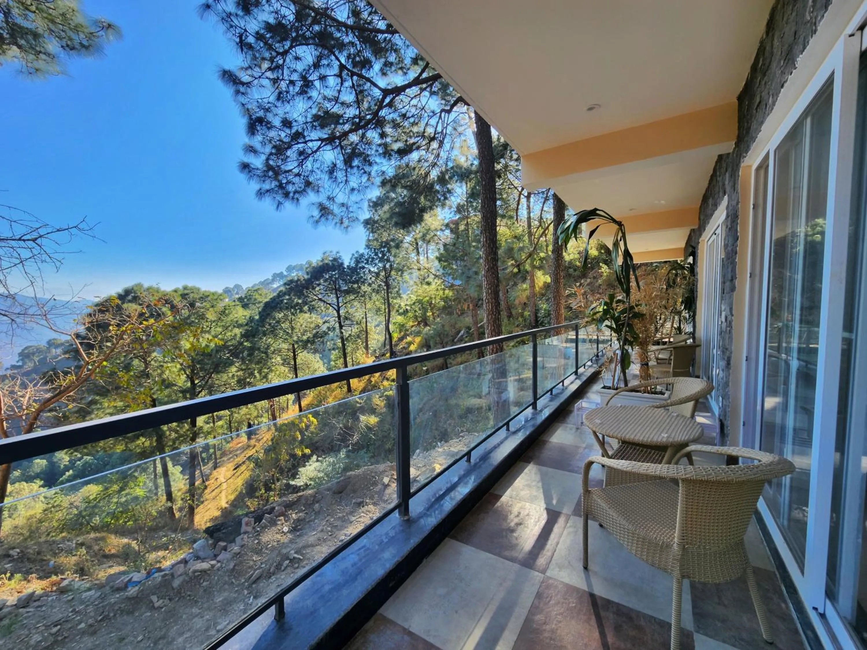 Balcony/Terrace in The Hamilton Kasauli