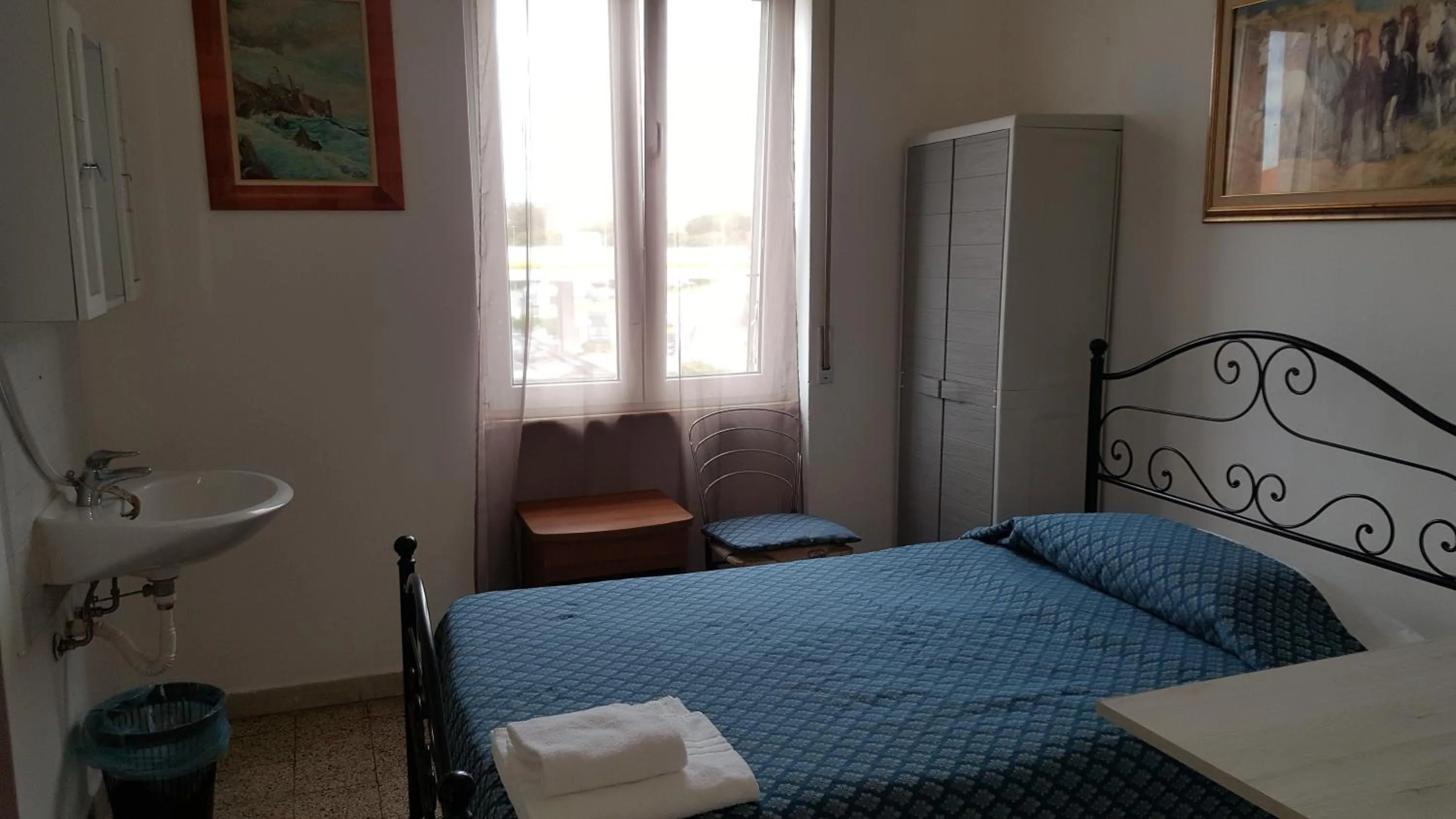 Bed in Albergo Pensione Ardenza SELF CHECK-IN