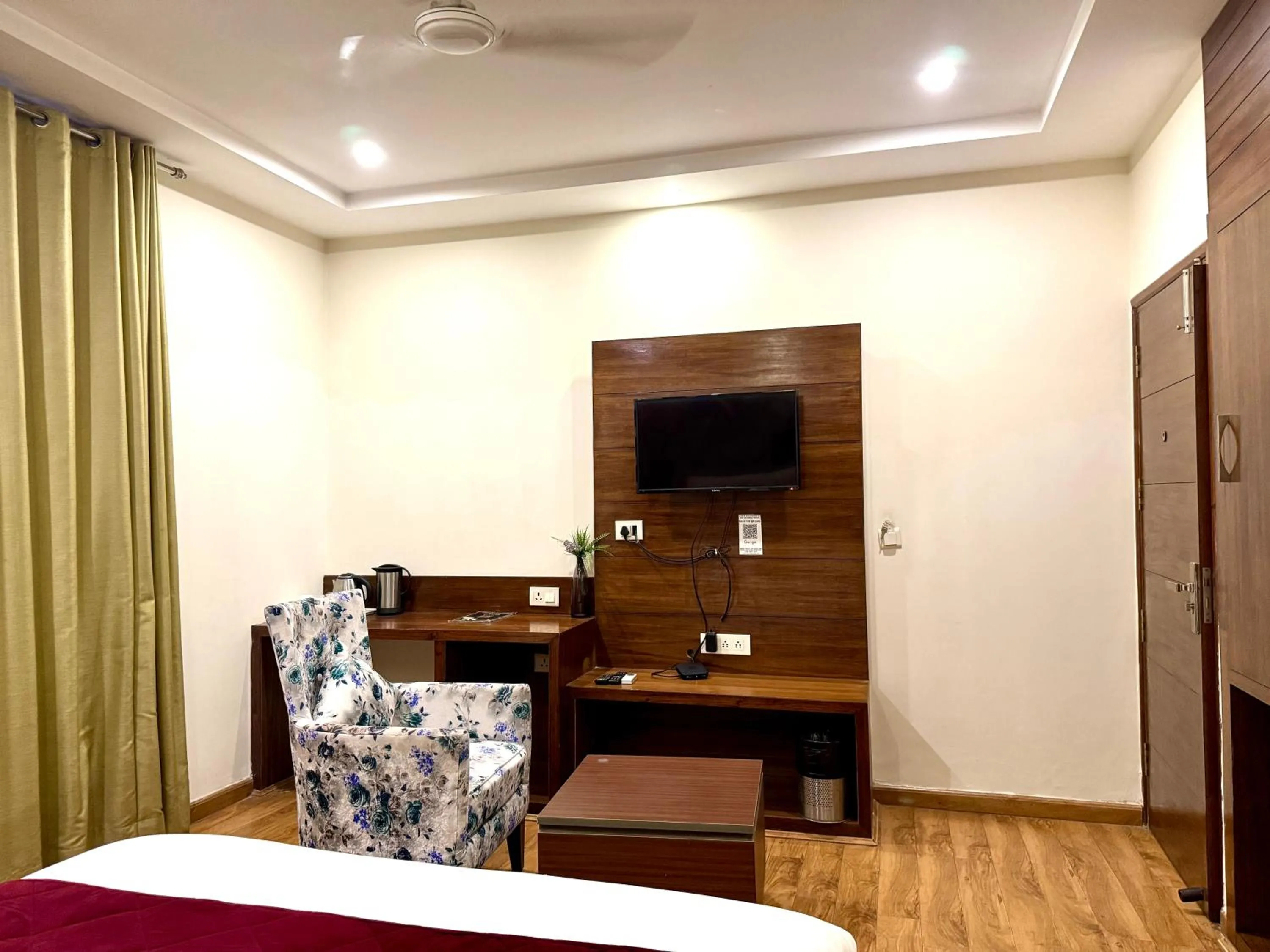 Bed in Hotel Bahl Regency