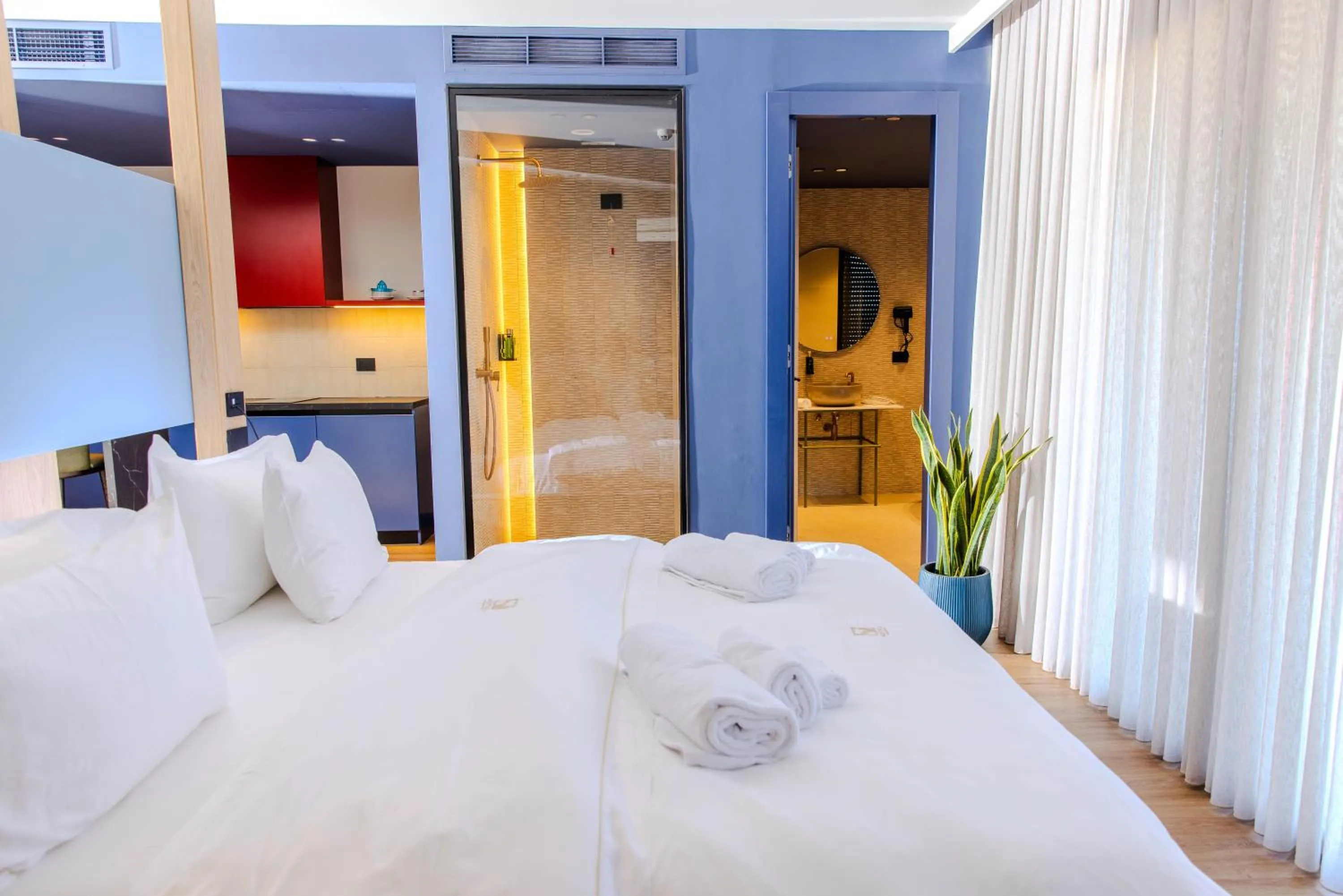 Bedroom, Bed in Si Hotel Tirana