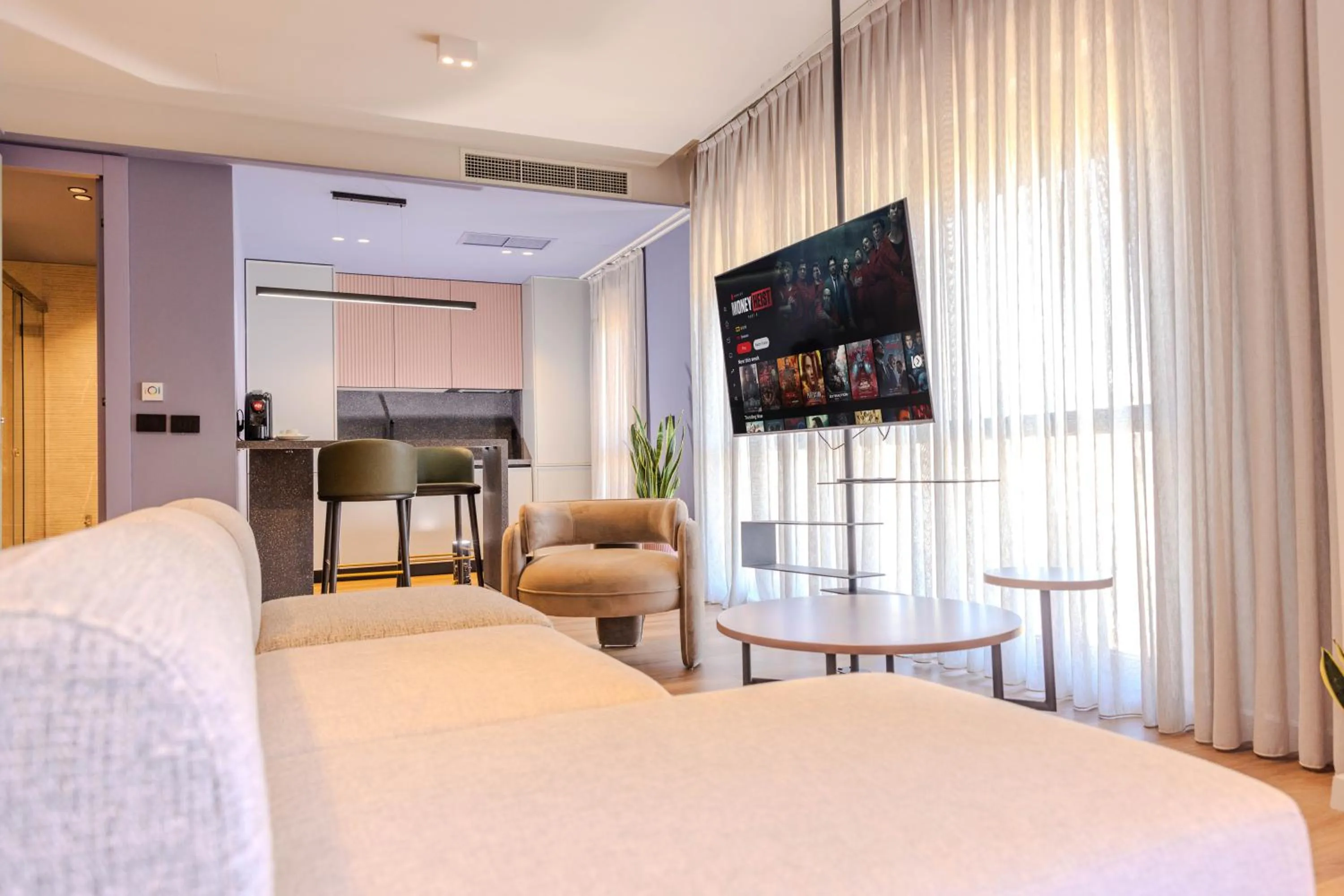 TV and multimedia, Bed in Si Hotel Tirana