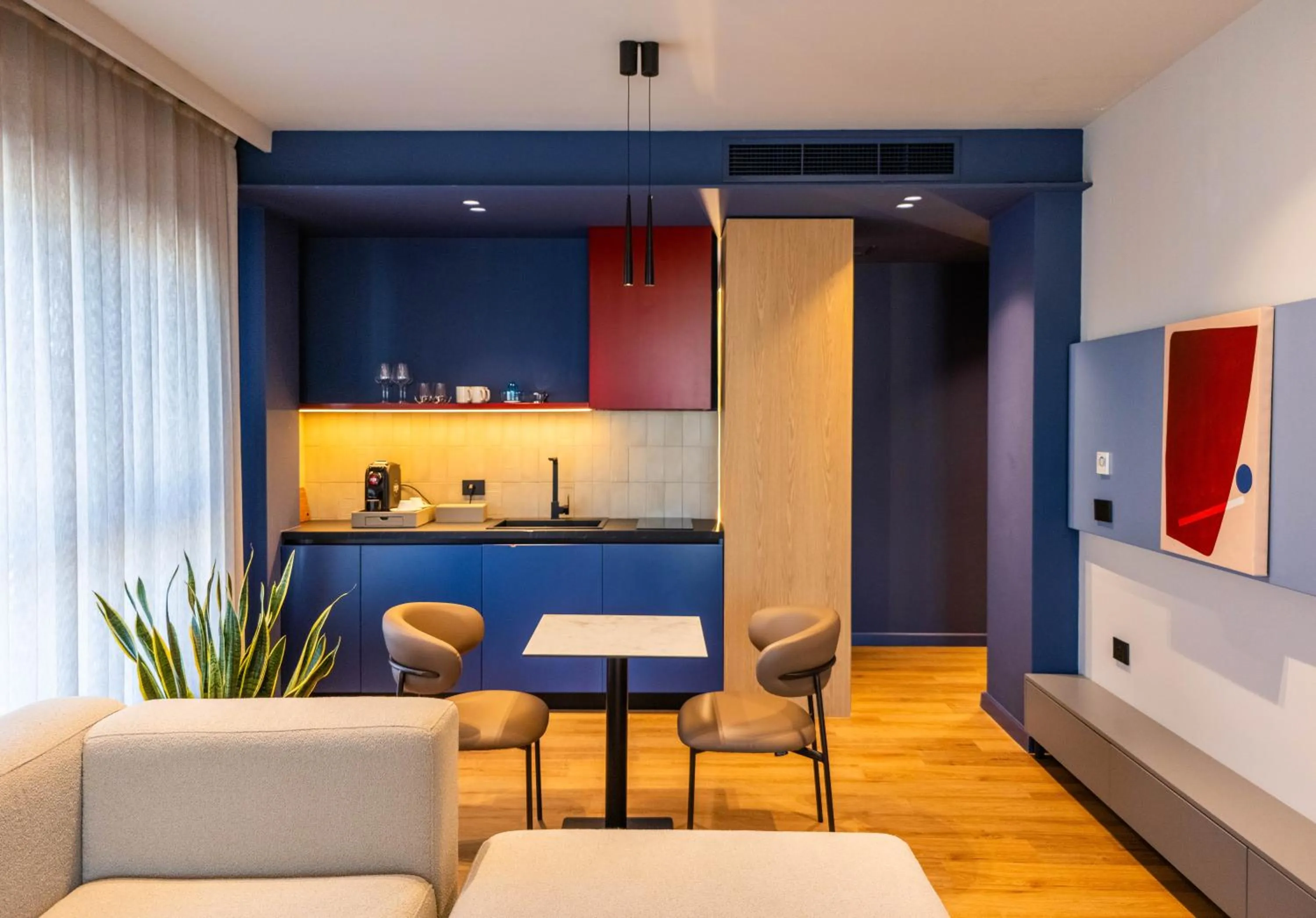 TV and multimedia in Si Hotel Tirana