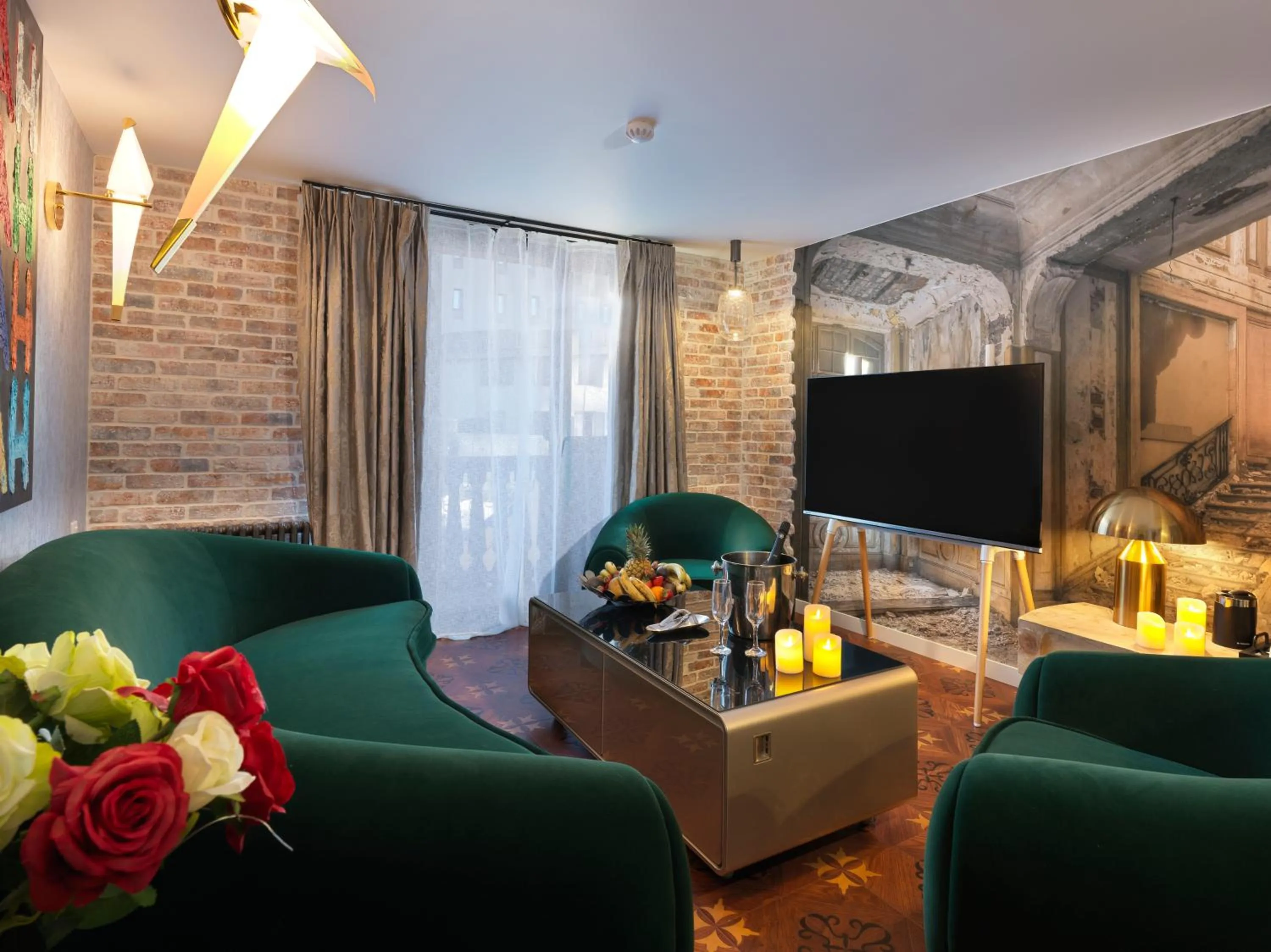 Seating area in Snow Lodge Hotel Courchevel 1850