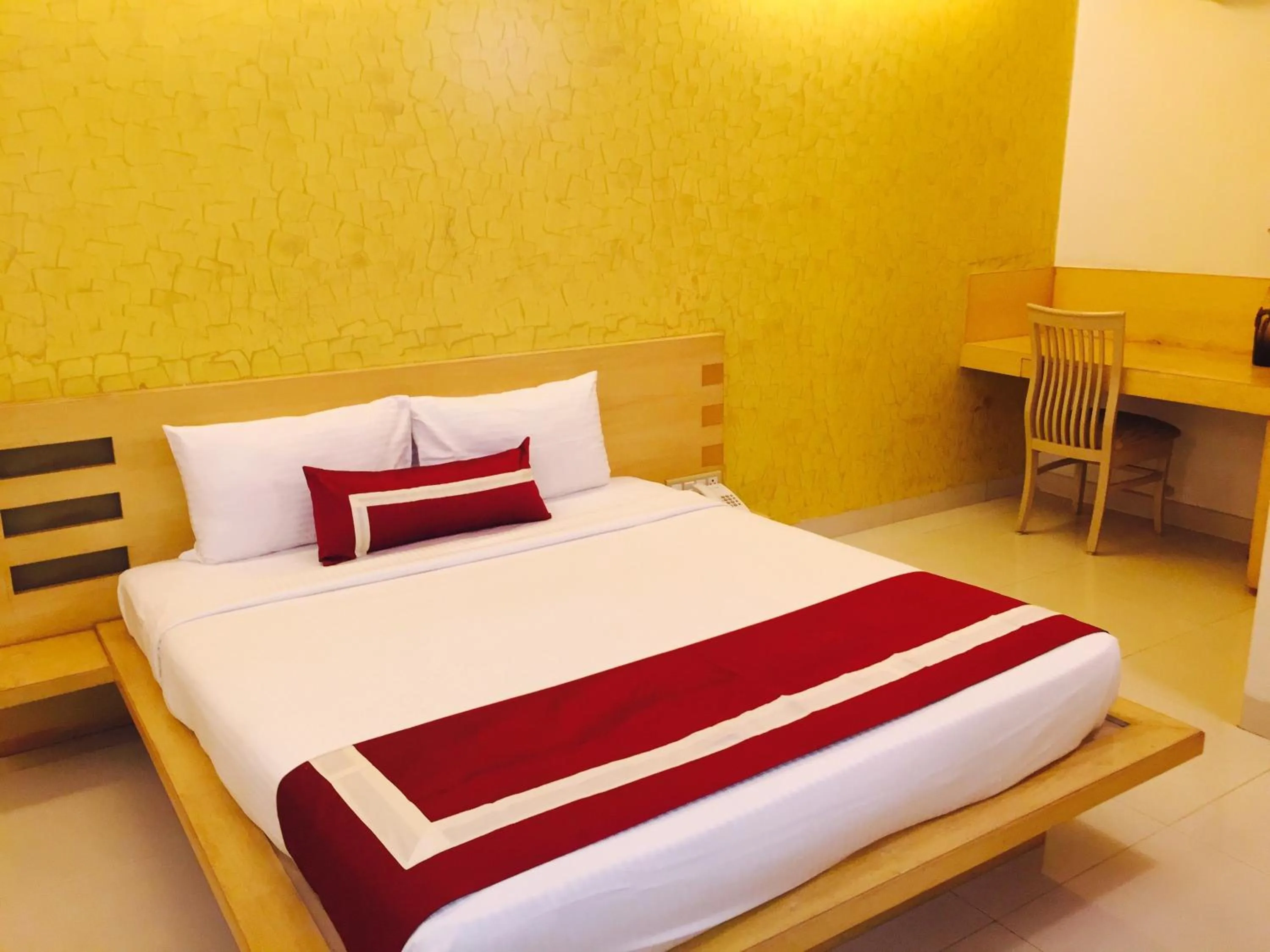 cot, Bed in Octave Hotel & Spa - Marathahalli