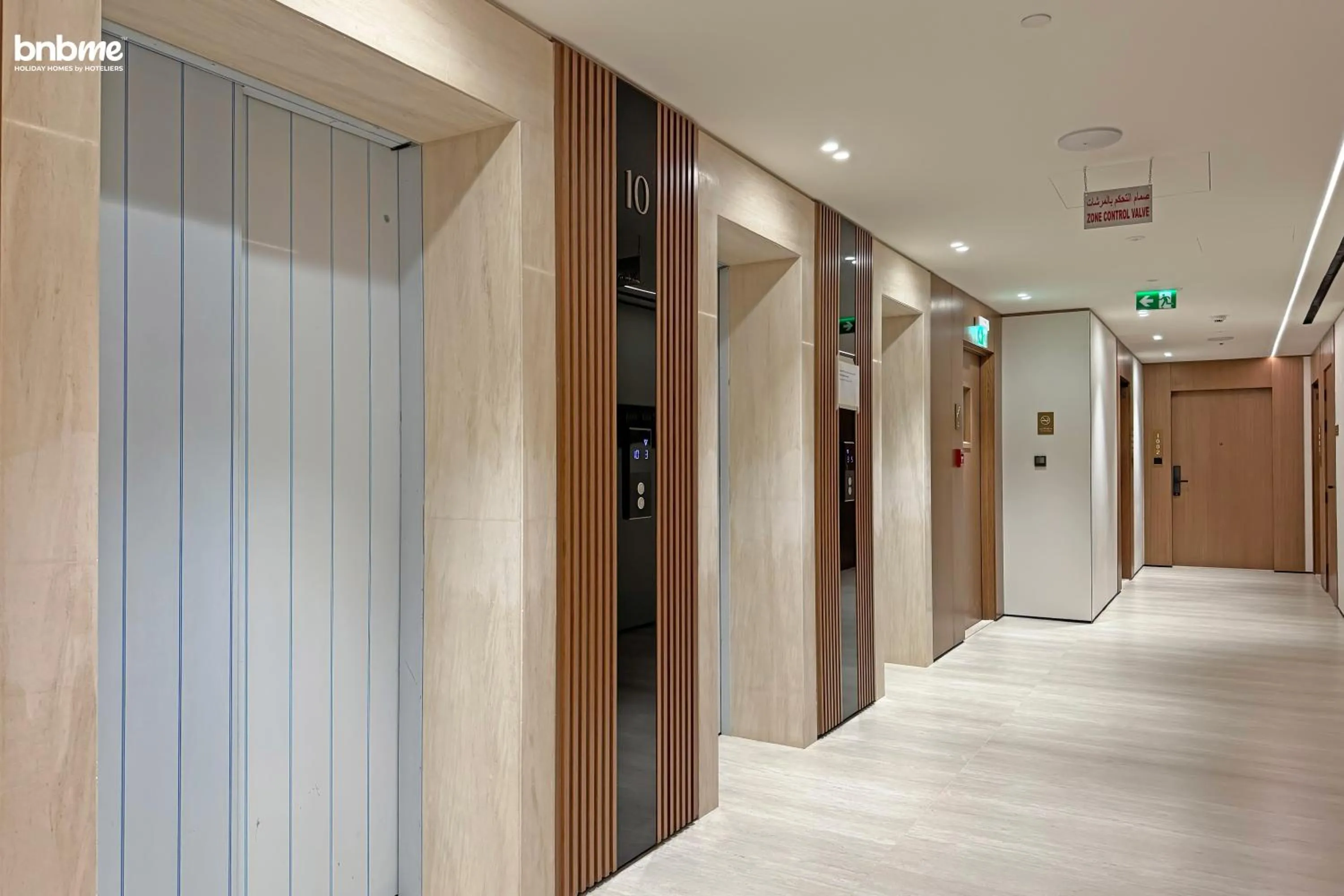 elevator in bnbmehomes - Binghatti Lavender