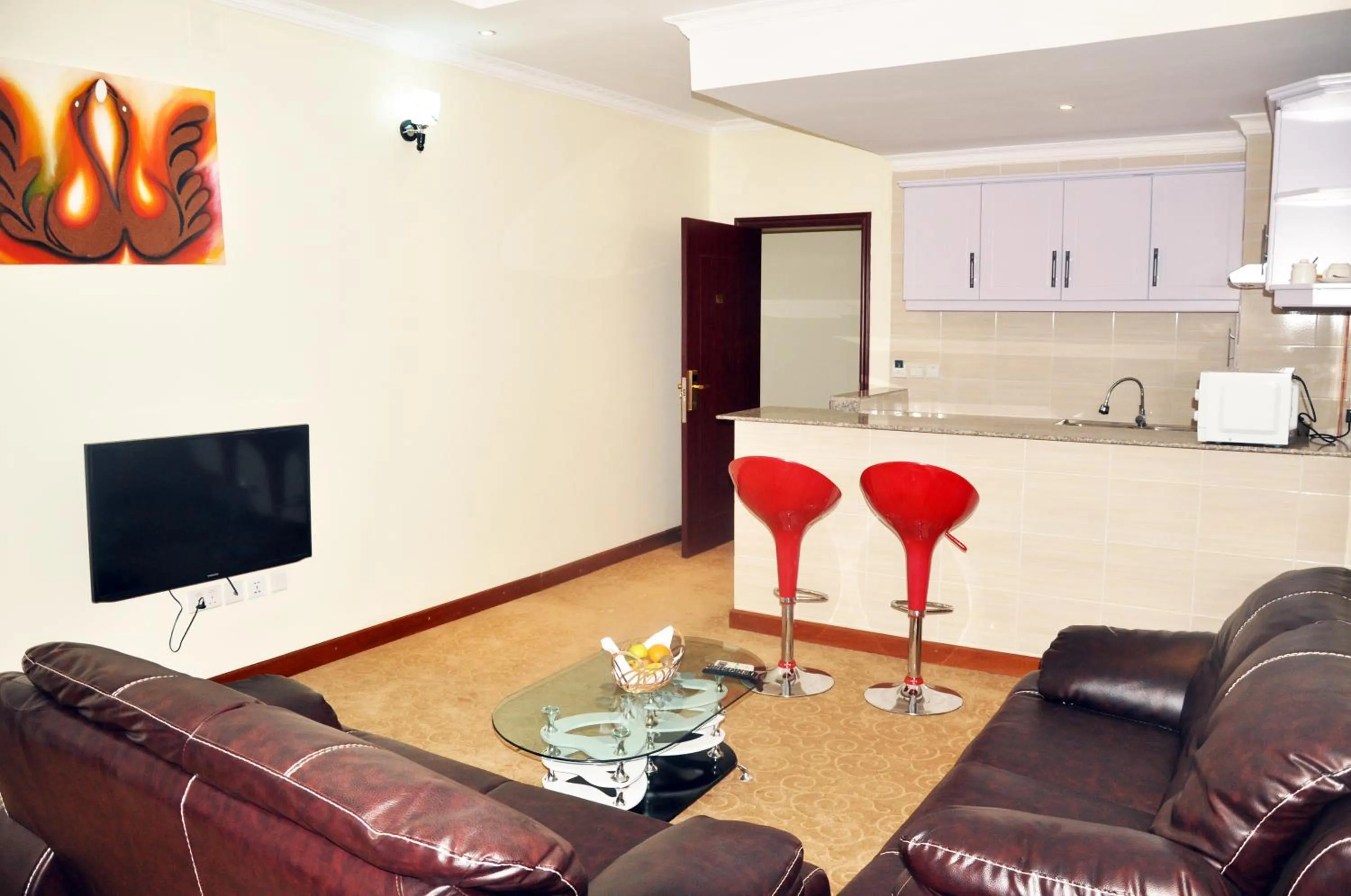 Living room, Dining Area in Great Seasons Hotel