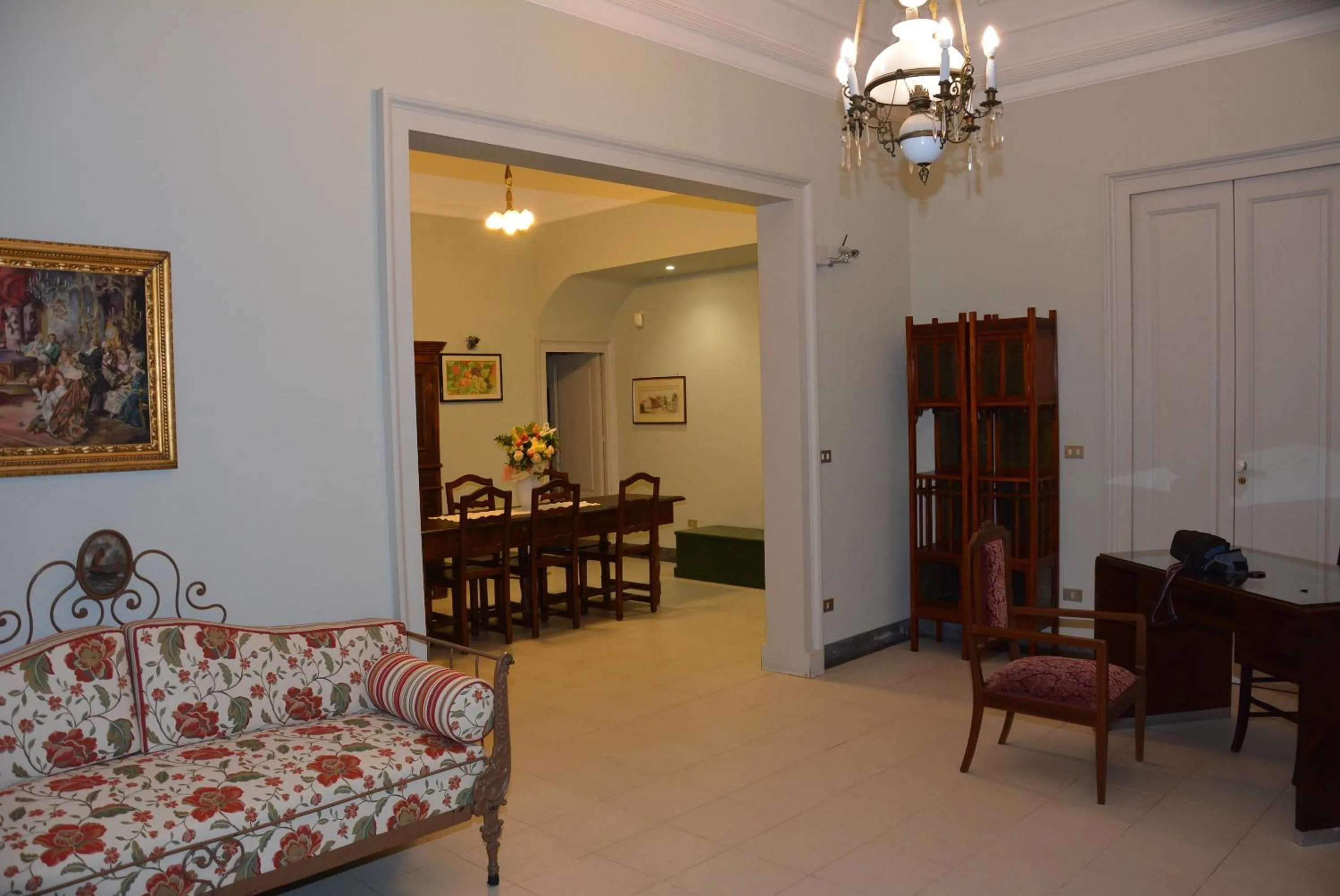 Communal lounge/ TV room in B&B Villa Maria