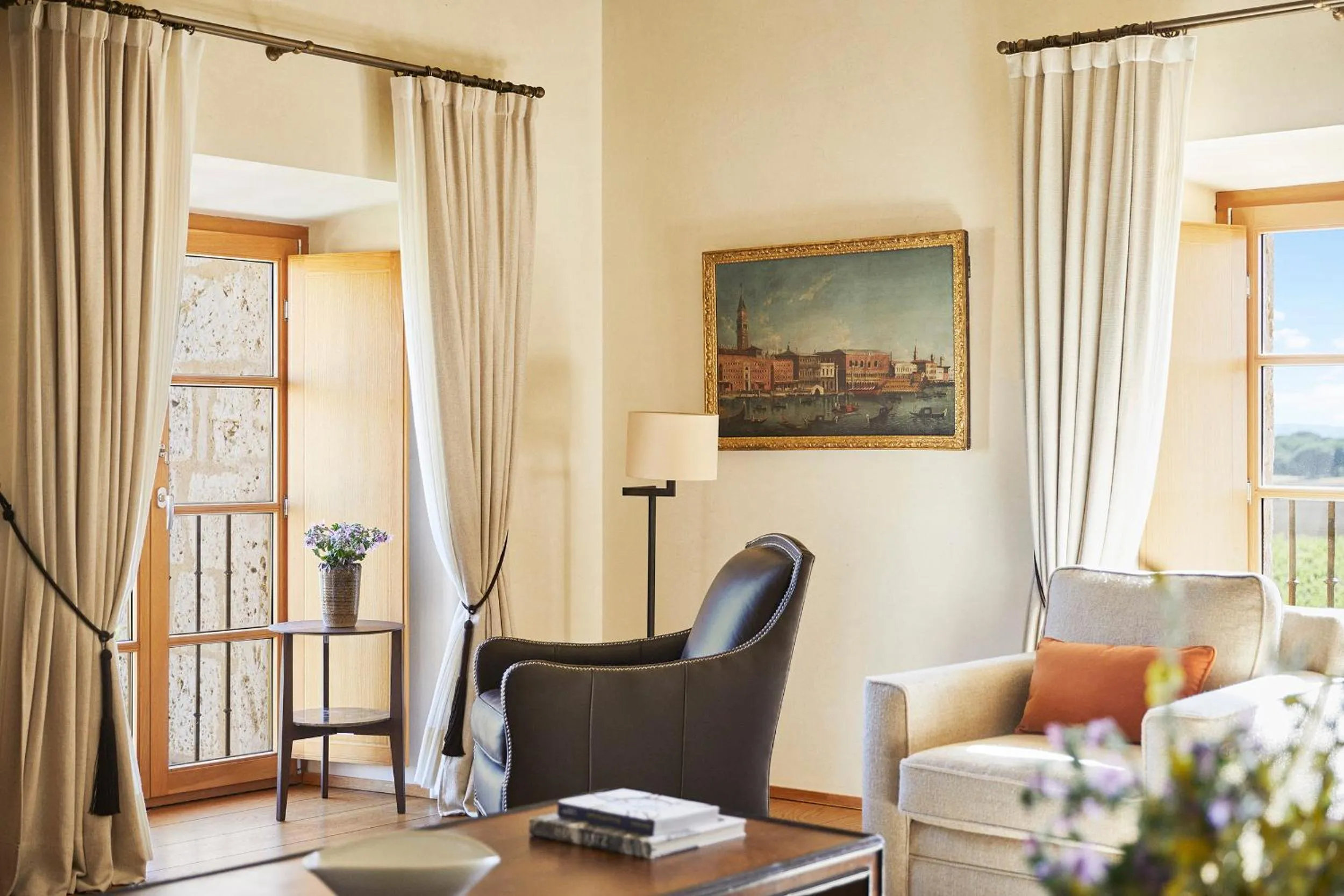 Living room in Abadia Retuerta LeDomaine