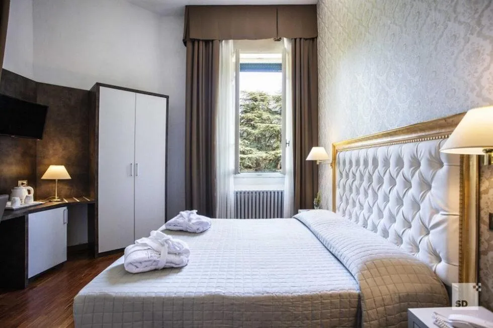 Bed in Grand Hotel Terme