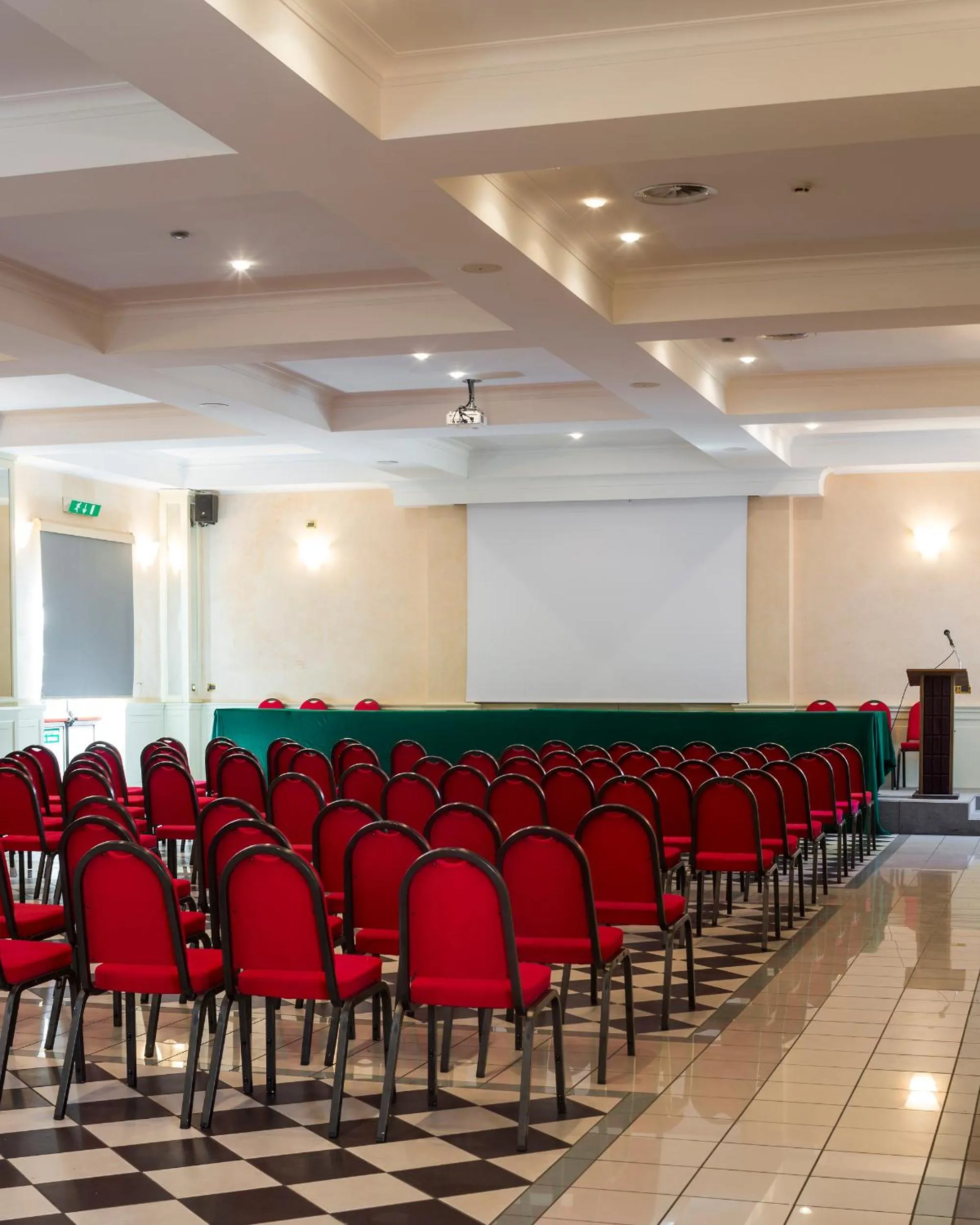 Business facilities in Grand Hotel Terme