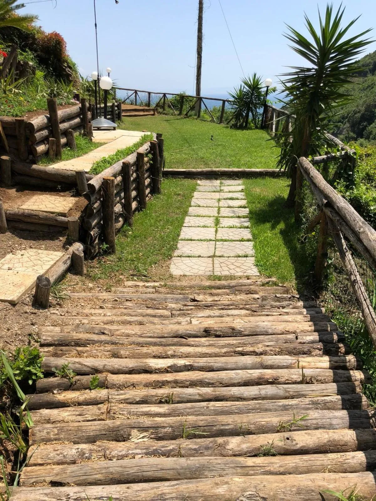 Garden view in B&B Costa di Amalfi