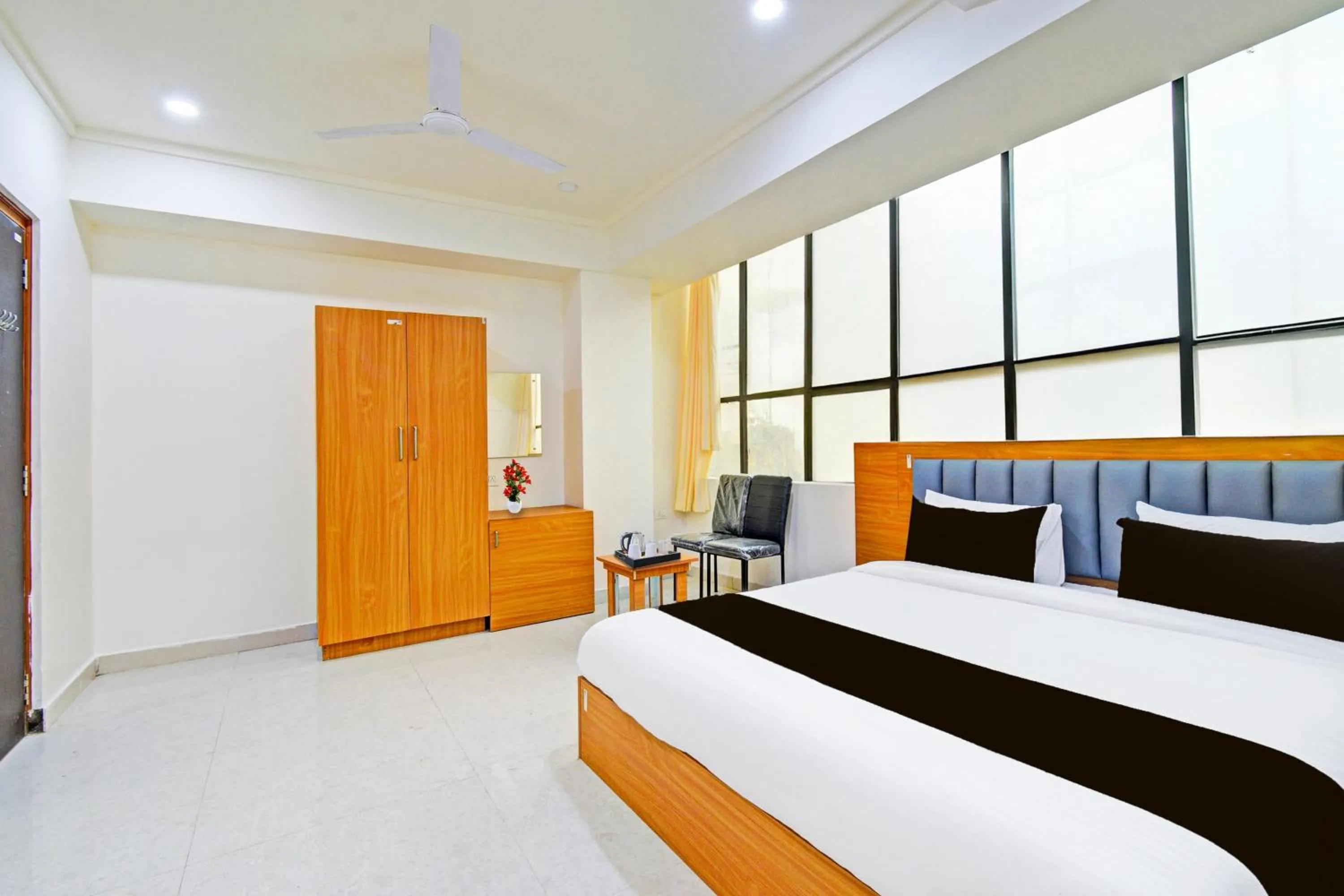 Super Townhouse OAK Santosh Nagar Hyderabad
