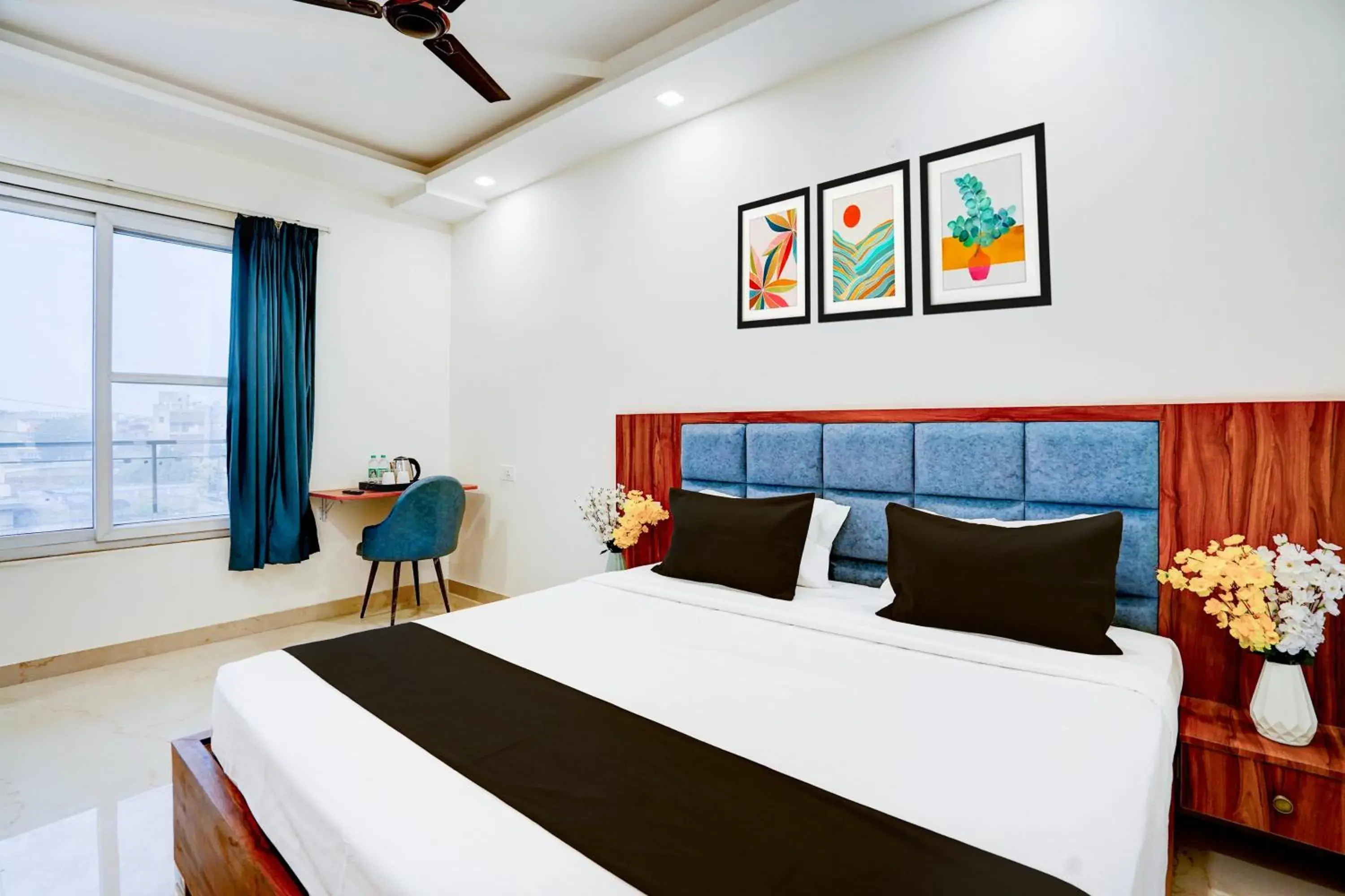 Classic Triple Room - single occupancy in Super Townhouse Sector 93 Noida Expressway Classic Triple Room - single occupancy in Super Townhouse Sector 93 Noida Expressway