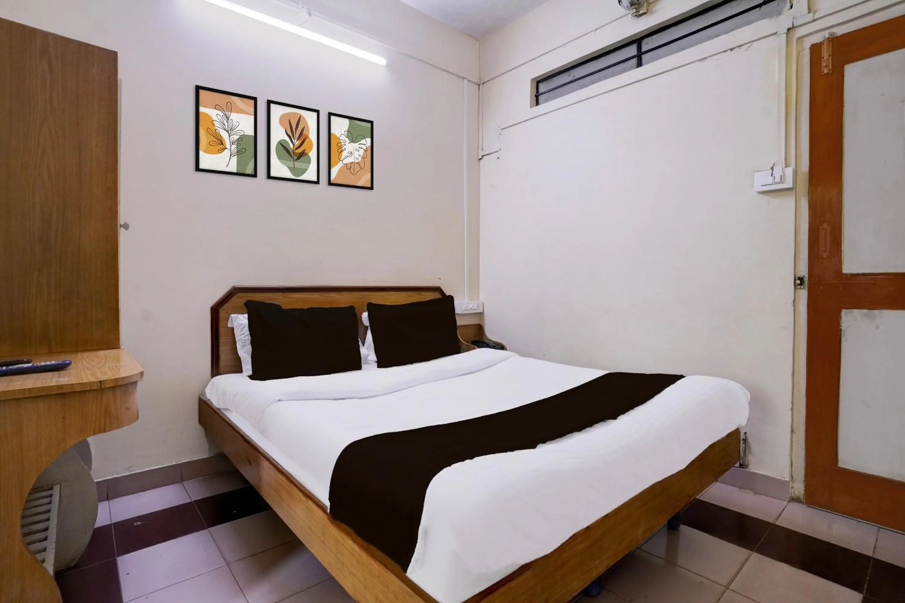 Super Collection O Hubli City Center Formerly Chalukya Residency