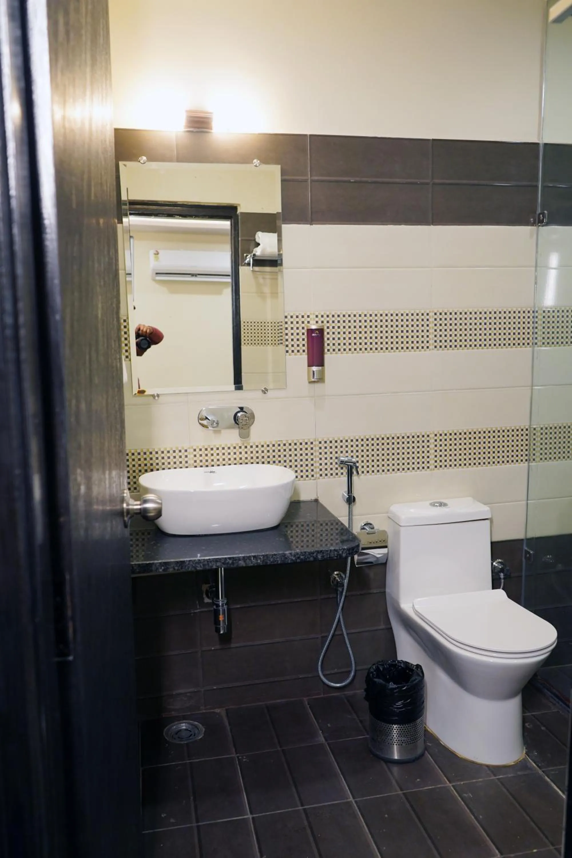 Bathroom in ShriGo Hotel Banaras