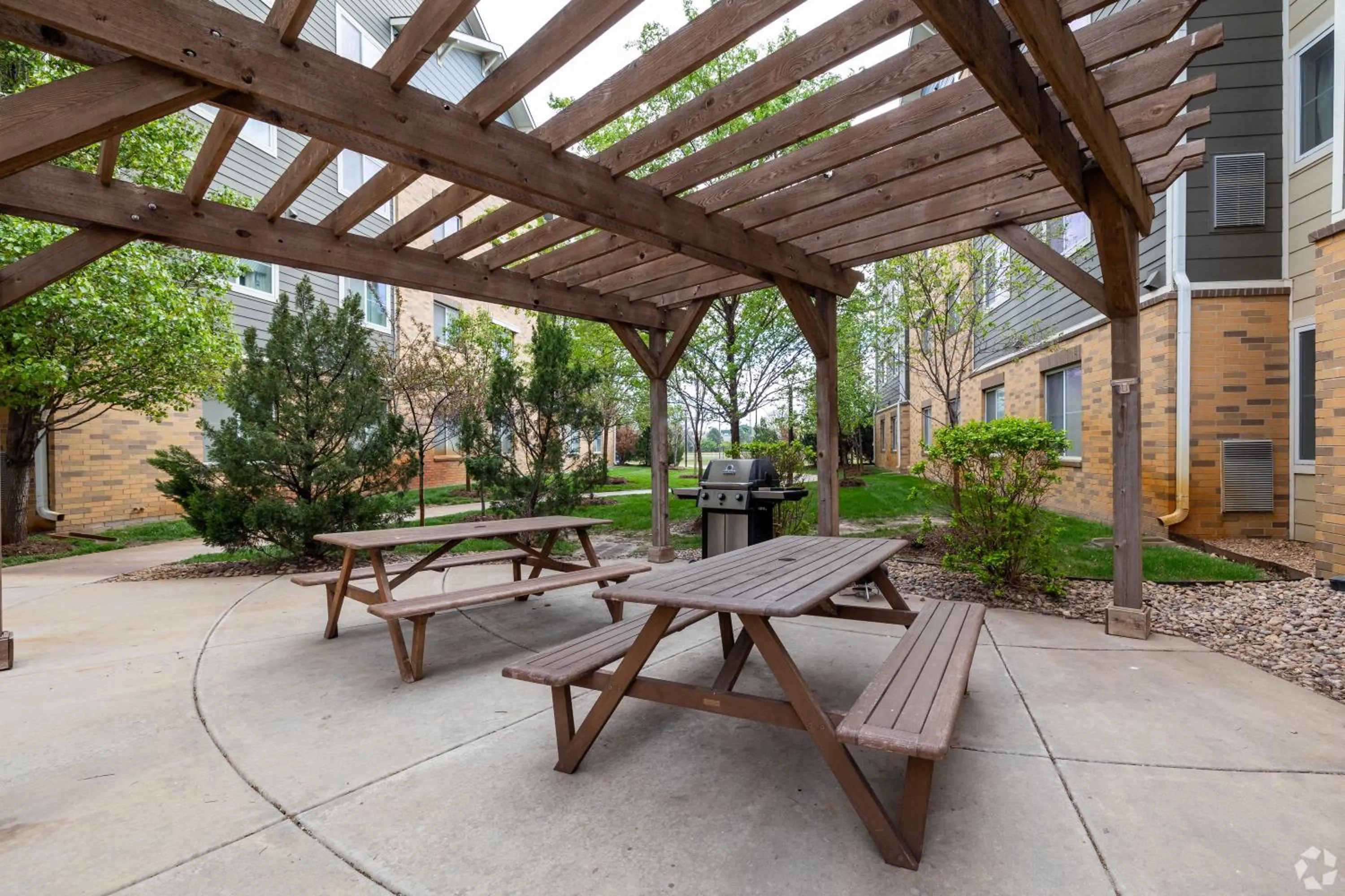 BBQ facilities in WaterWalk Extended Stay by Wyndham Wichita