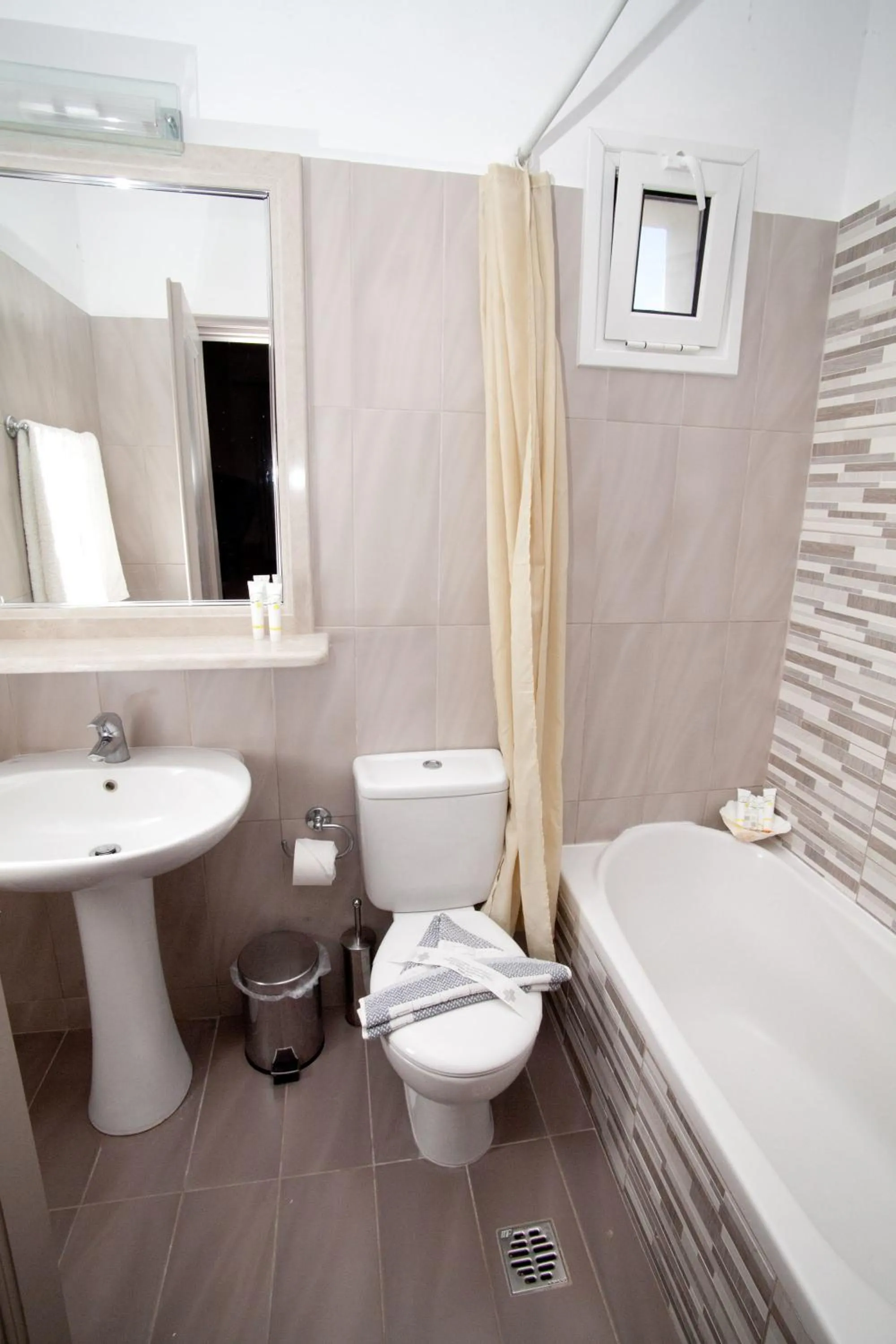 Bathroom in Kalydna Island Hotel