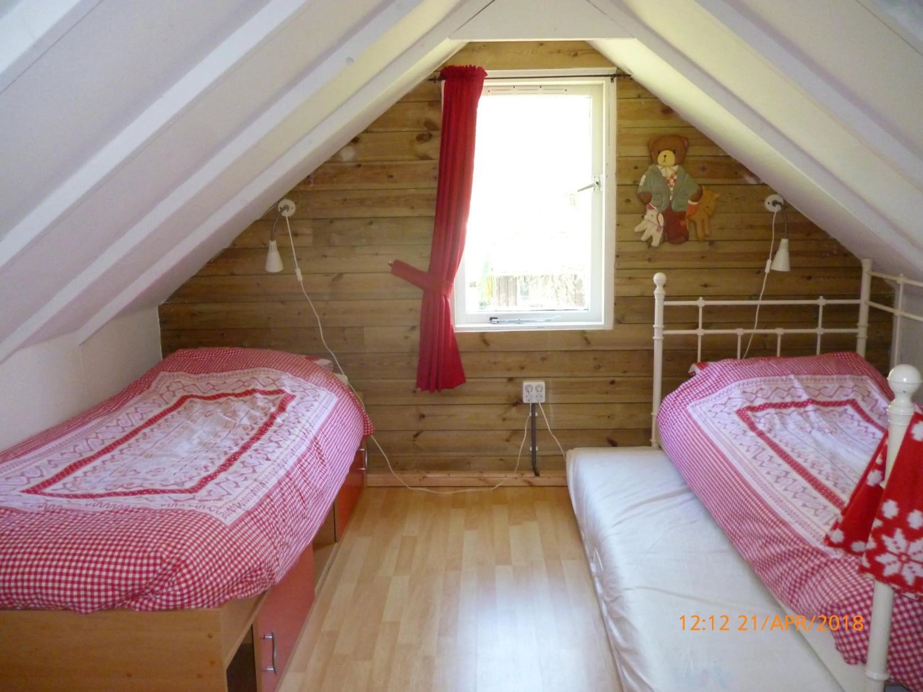 Bedroom, Bed in De Trouwerie