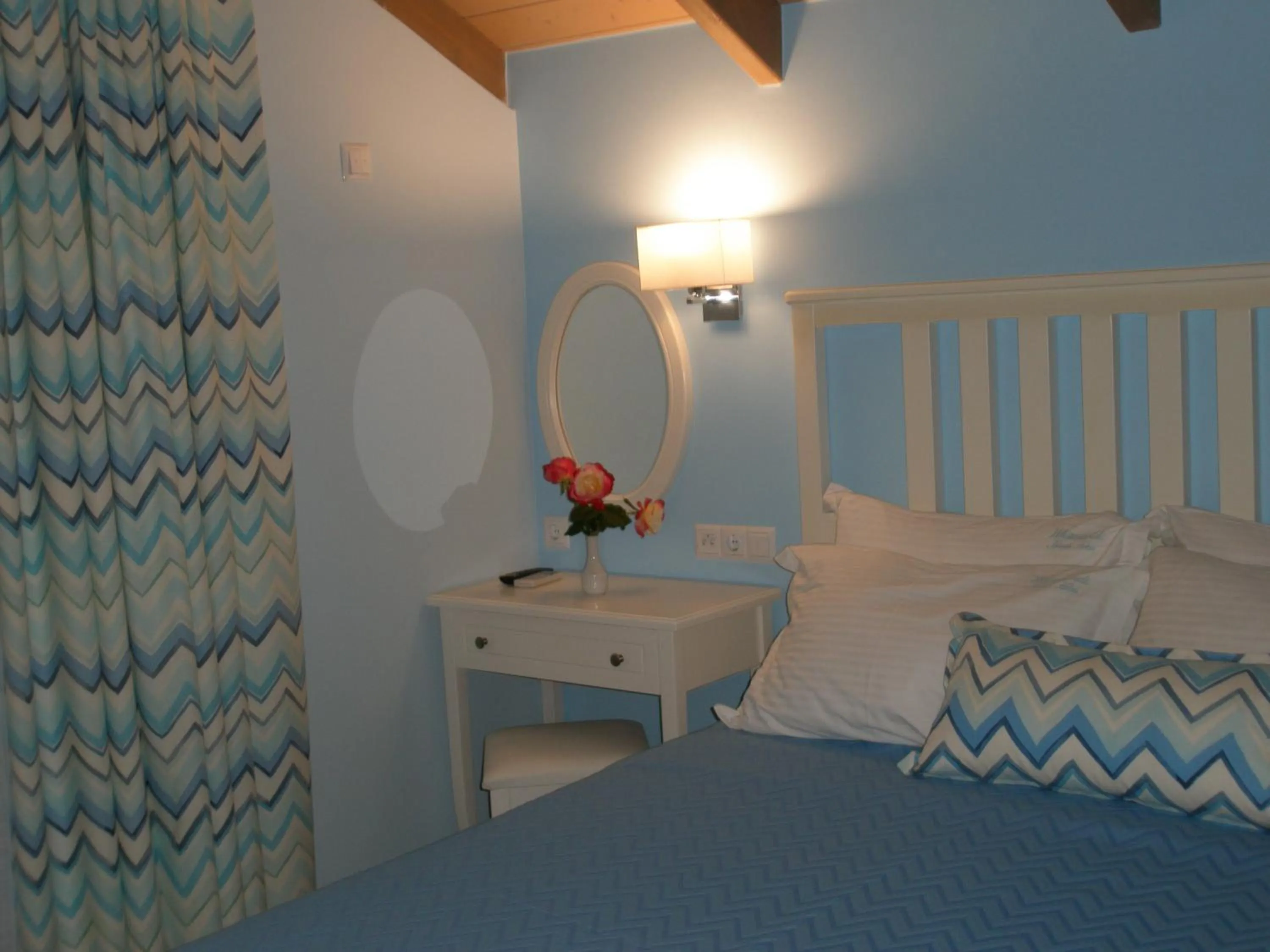 Decorative detail, Bed in WhiteSands Beach Resort