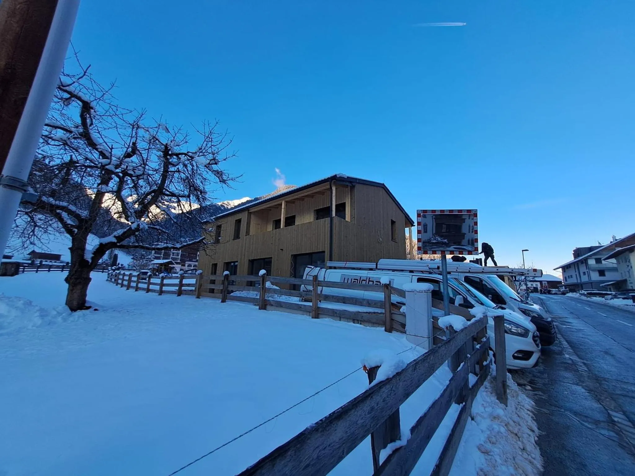 "Frechdax - Apartments Stubai" Unique Apartments, near BUS STOP & GROCERY STORE, inkl STUBAI SUPERCARD & INFRARED CABIN