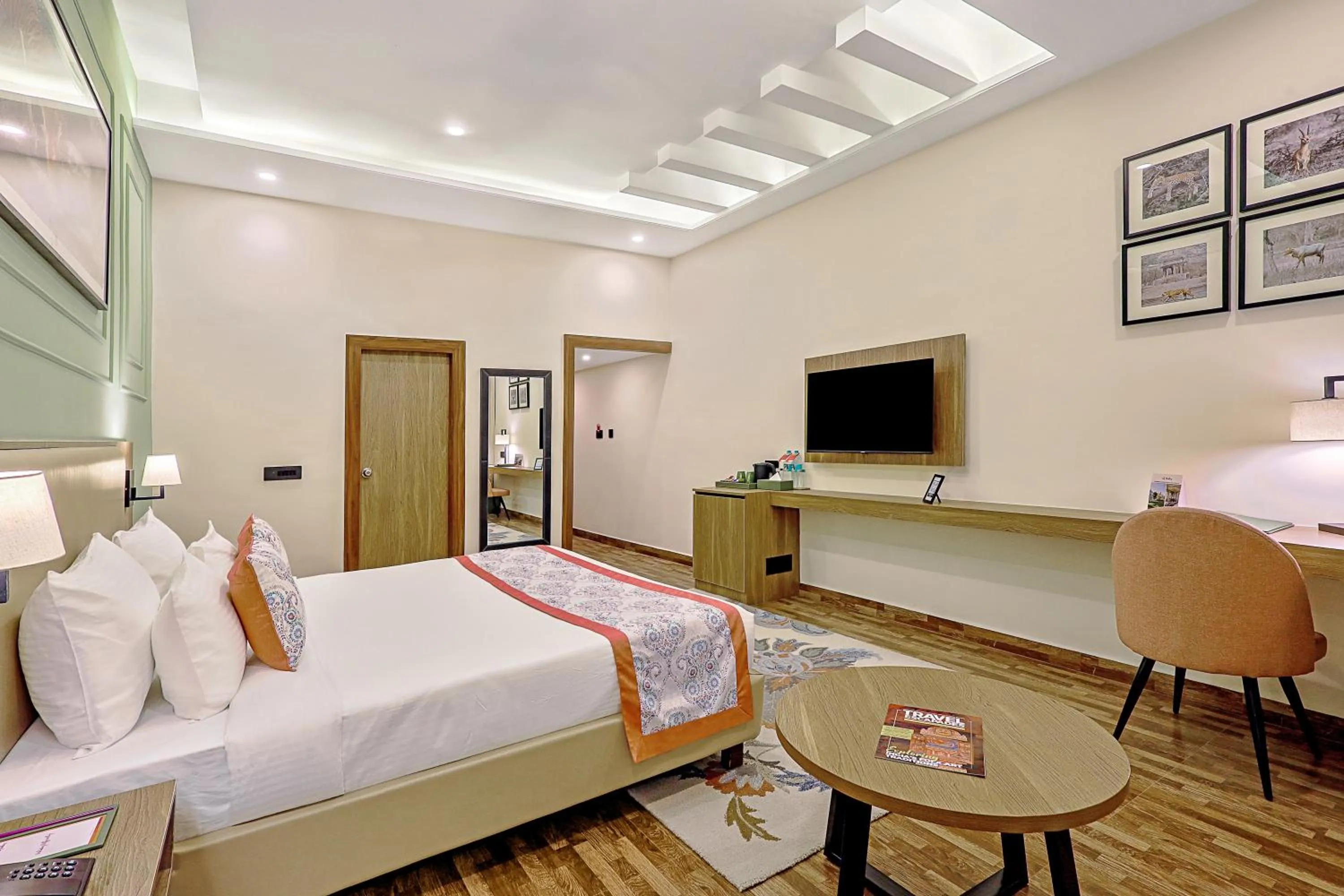 Photo of the whole room, Bed in Sterling Bagh Ranthambore