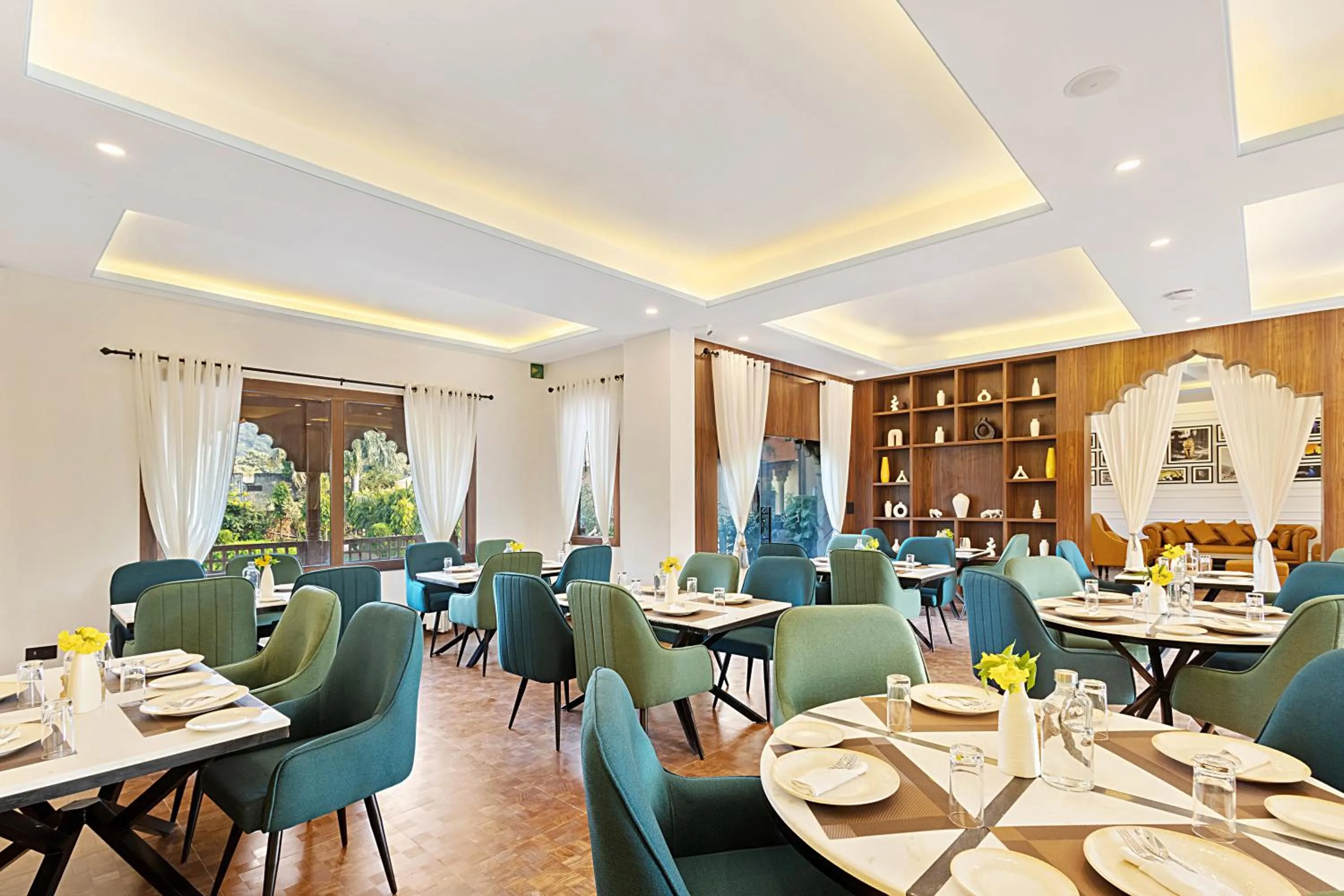 Restaurant/places to eat in Sterling Bagh Ranthambore