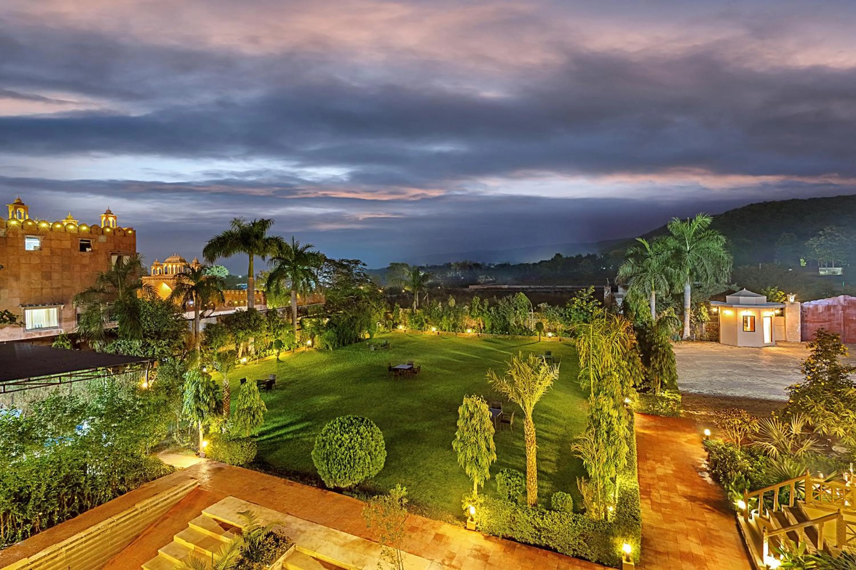 Night in Sterling Bagh Ranthambore