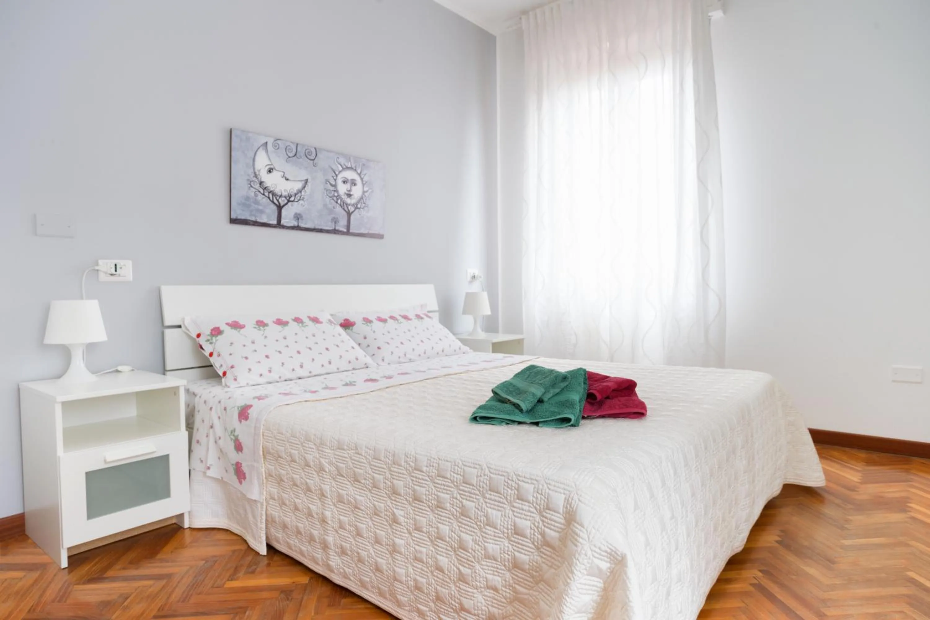 Bedroom, Bed in B&B Villino Giovanna Wi-Fi AC Prima fila mare Pineta