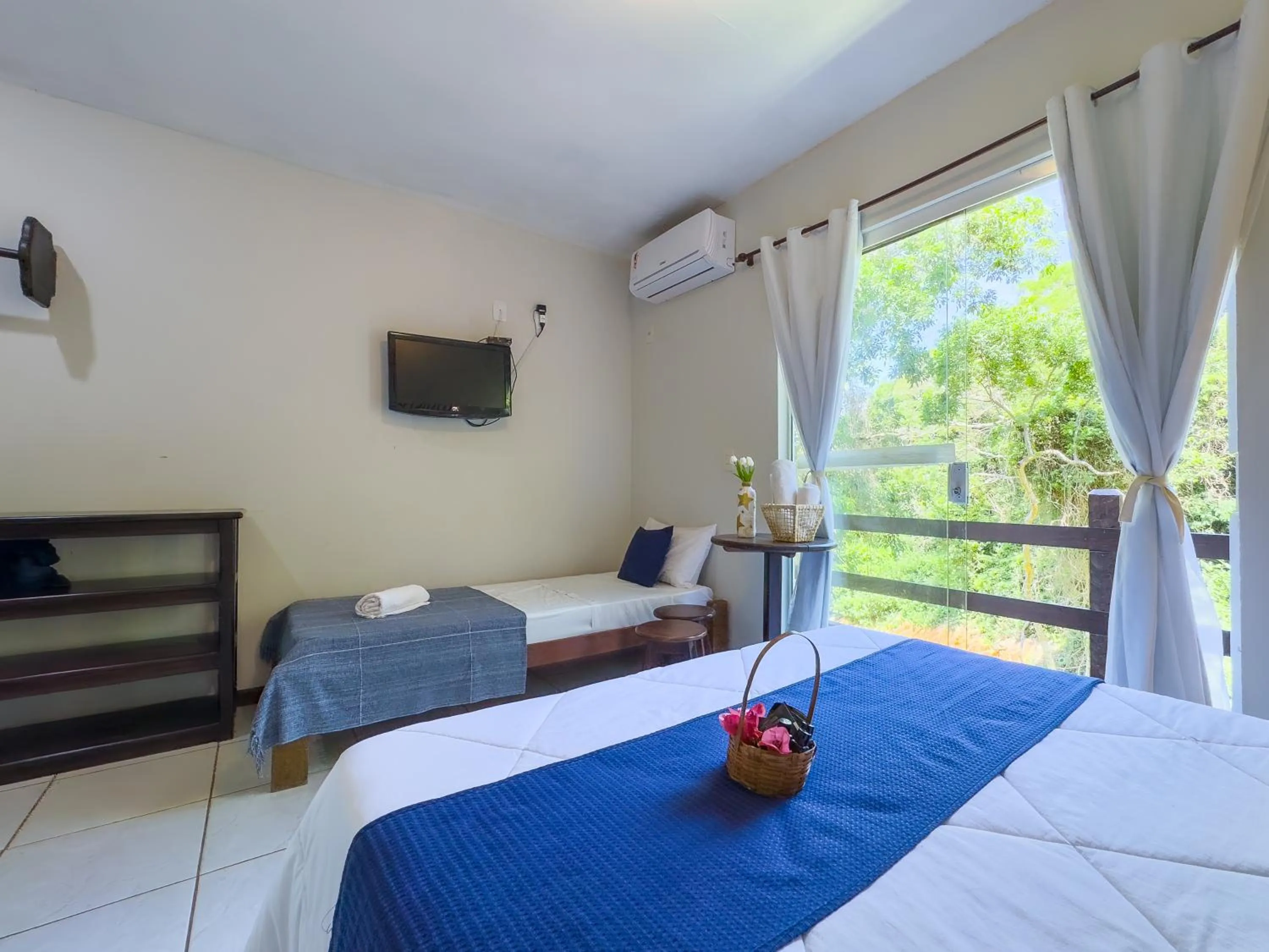 EstrelaMar Ferradura Restaurante & Spa