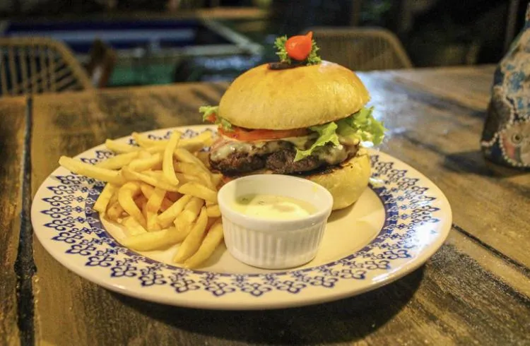 EstrelaMar Ferradura Restaurante & Spa