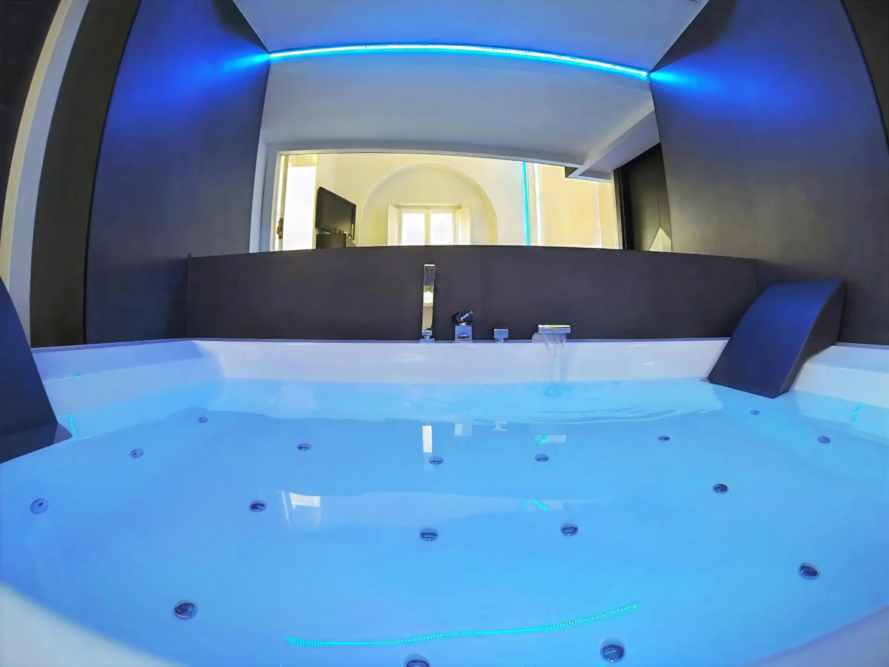 LUX- Spanish Steps 60A Exclusive Suite Apartment