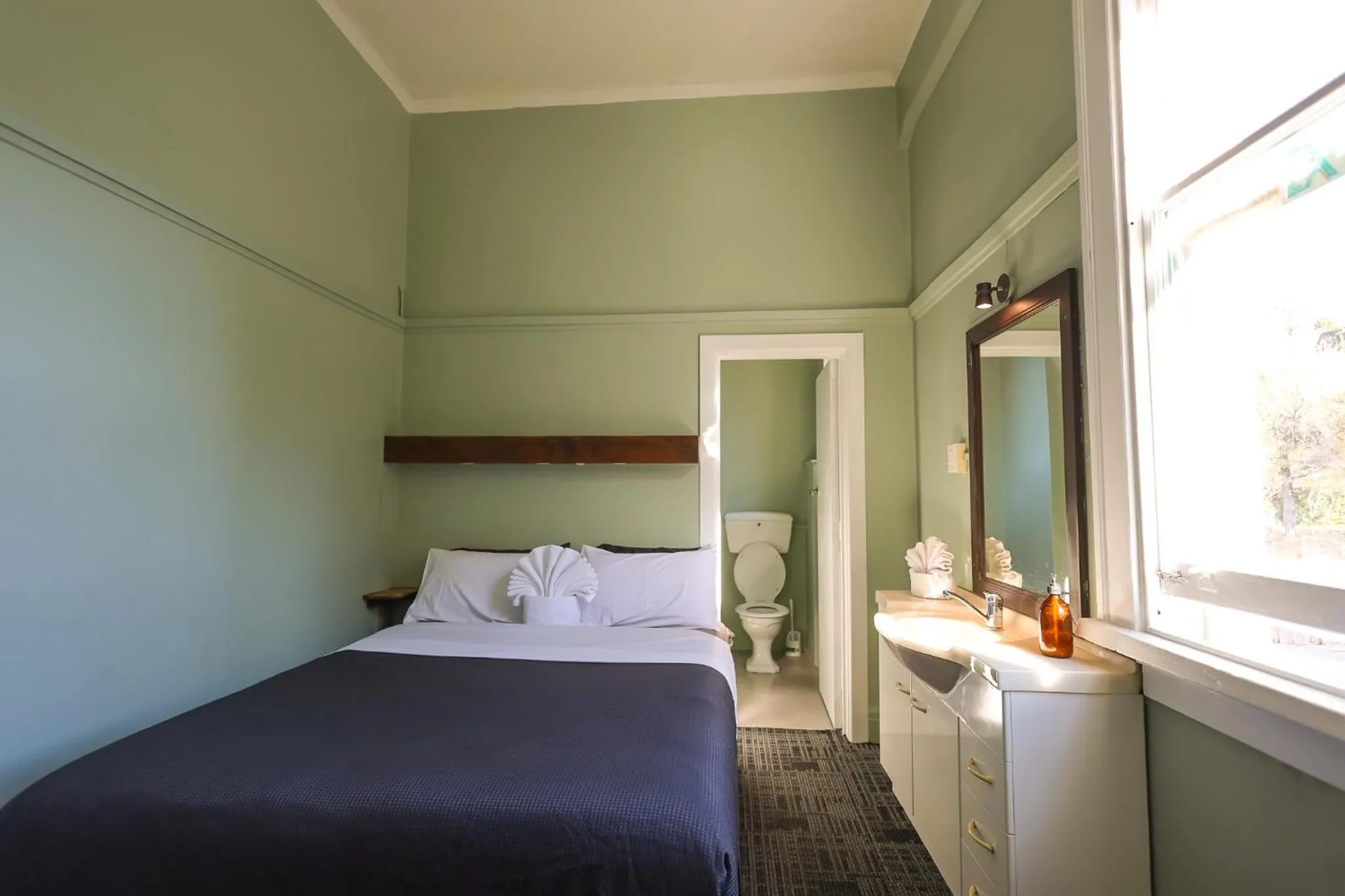 Bed in Crashpalace Napier