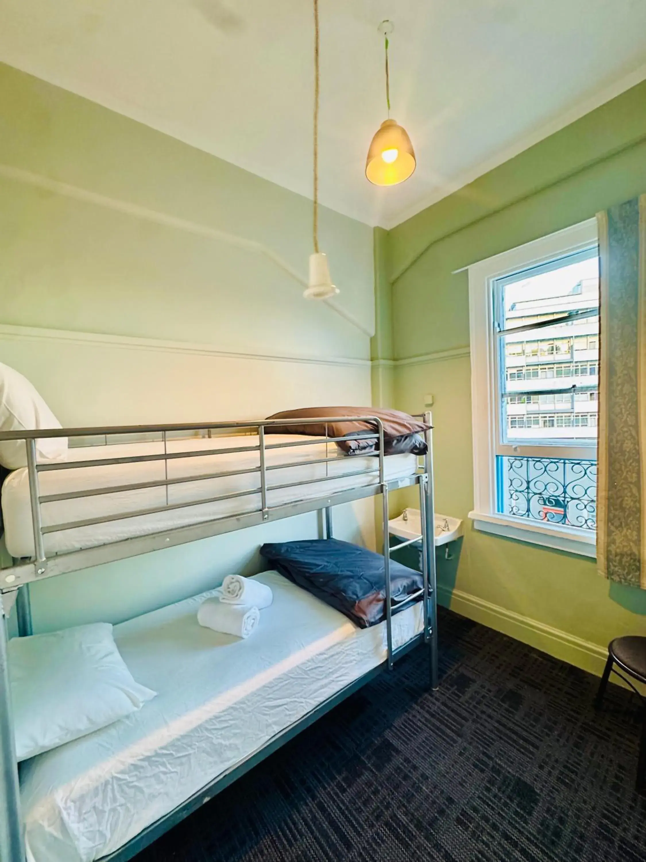 Twin Bunk Room with Shared Bathroom in Crashpalace Napier Twin Bunk Room with Shared Bathroom in Crashpalace Napier