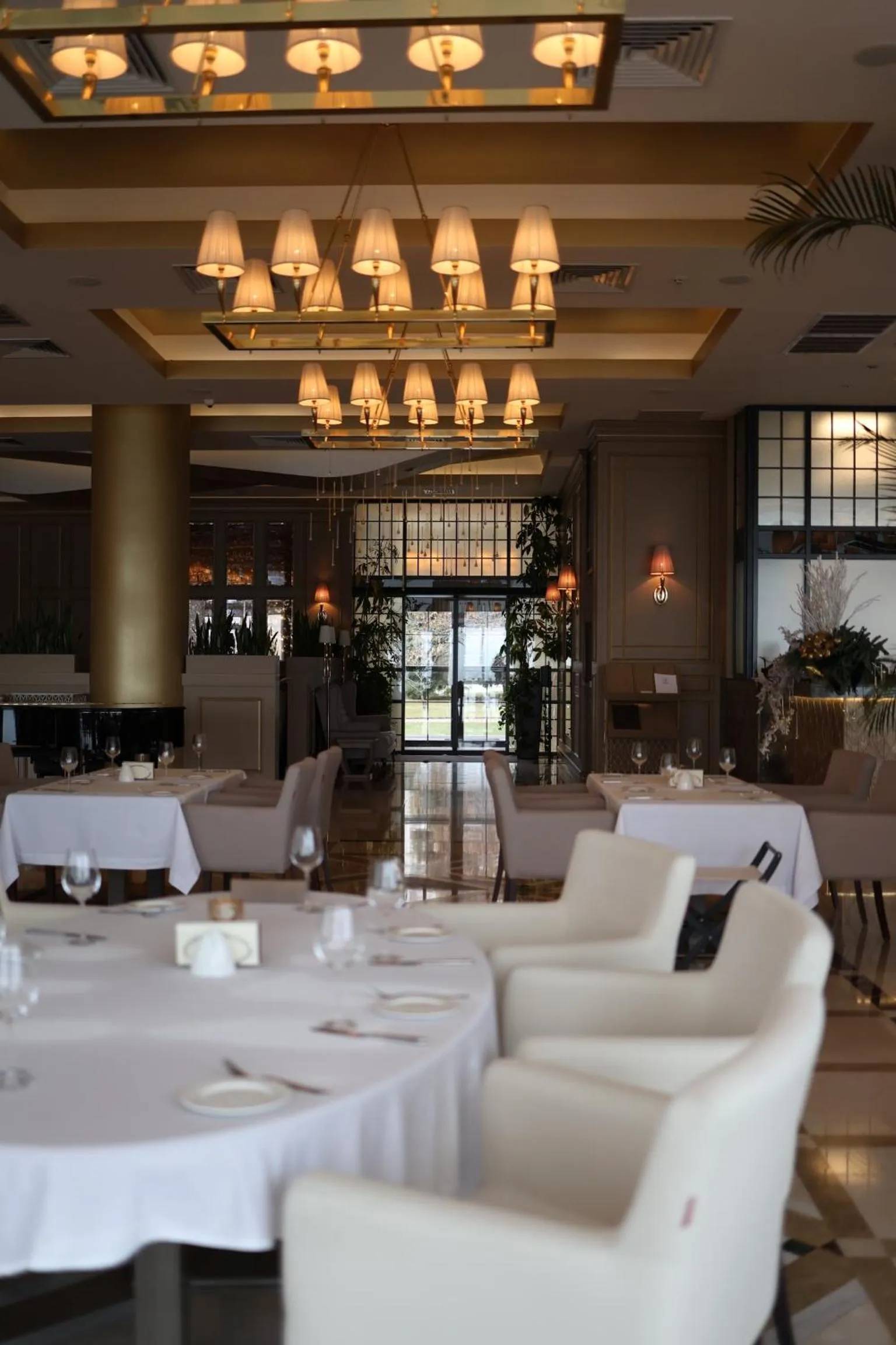 Restaurant/places to eat in KADORR Hotel Resort & Spa