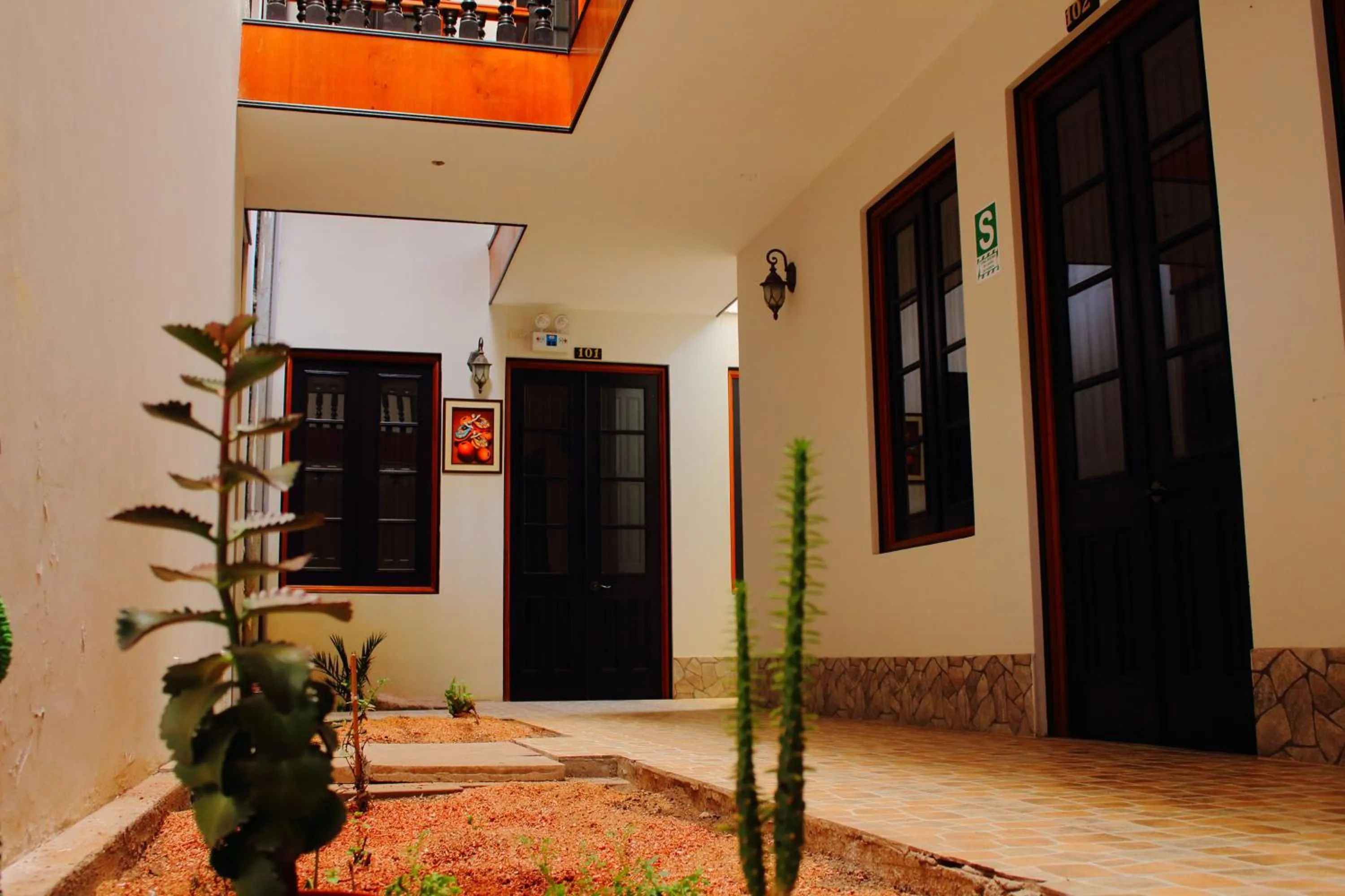 Balcony/Terrace in Colonial Plaza Hotel