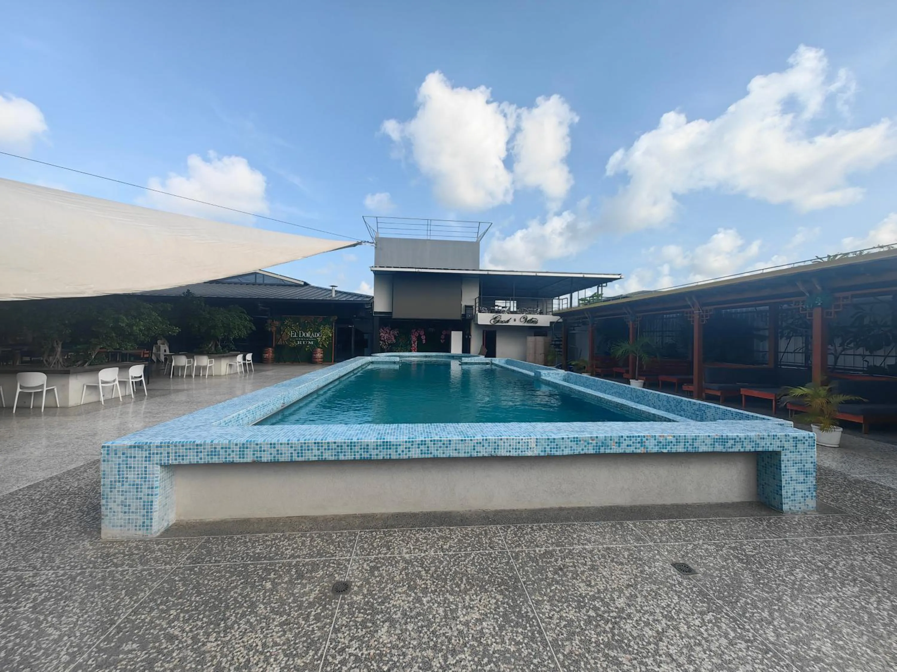 Swimming pool in Royal International Hotel & Mall