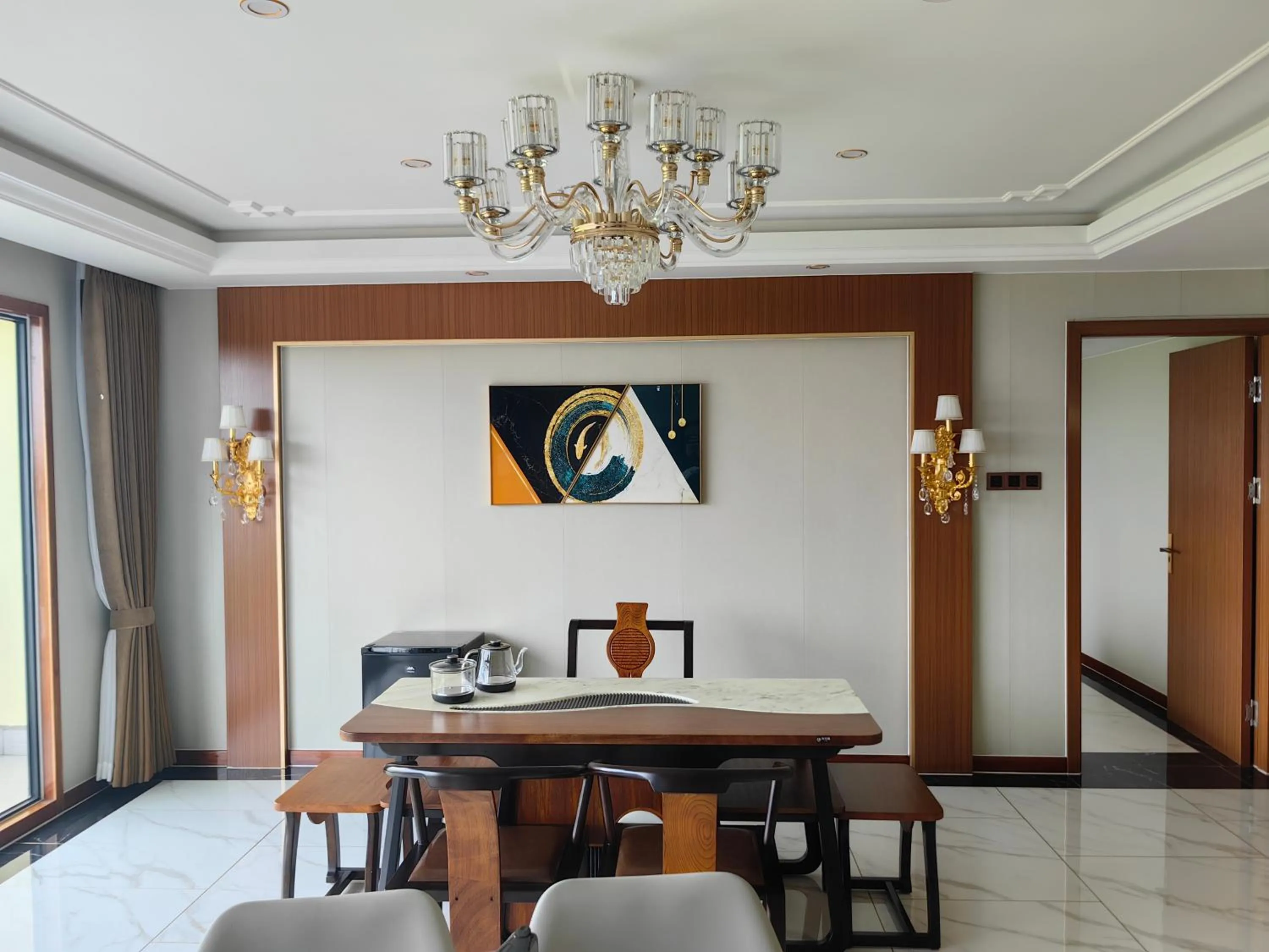 Living room in Royal International Hotel & Mall